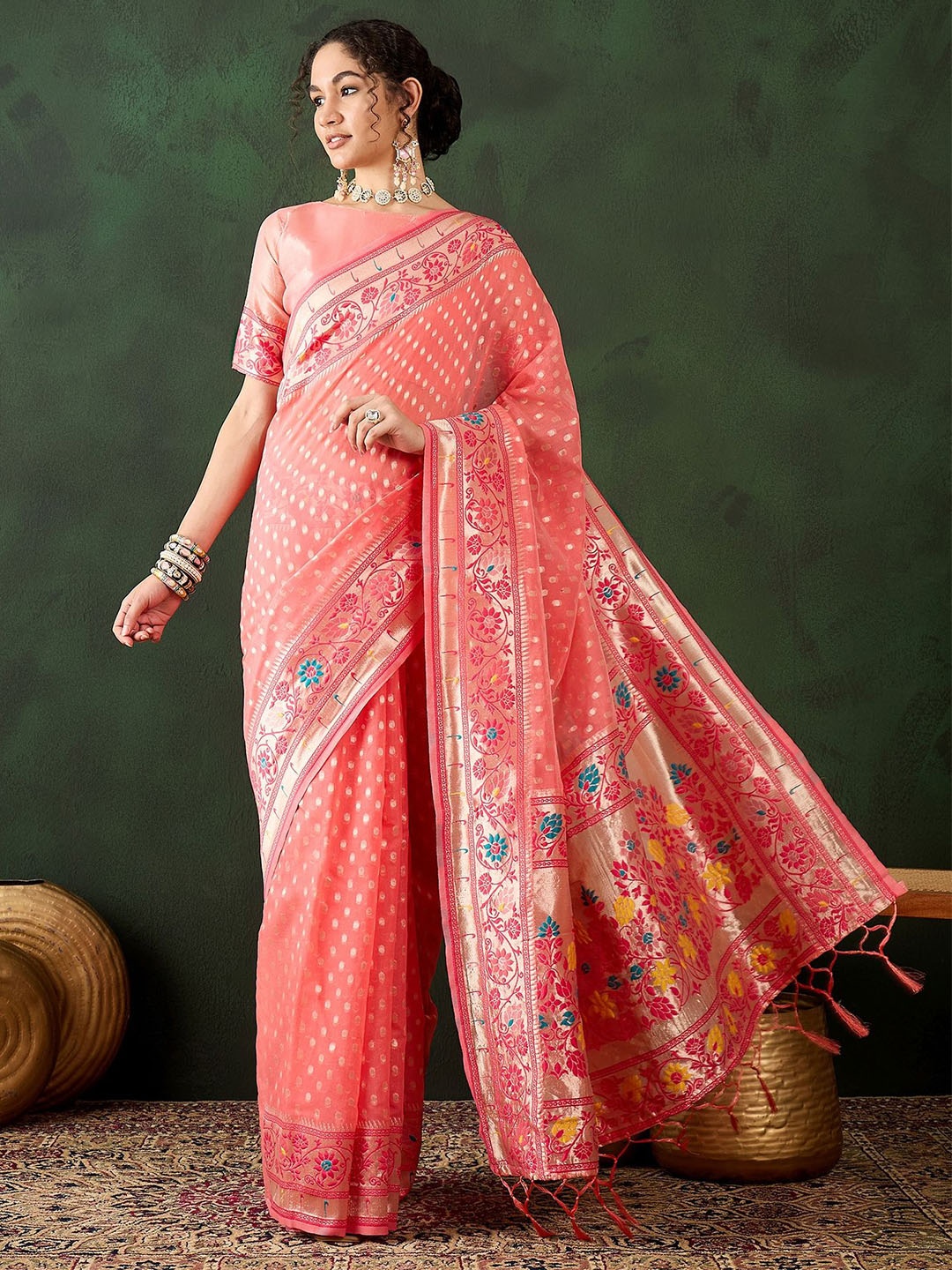 

Suha Woven Design Zari Saree, Peach