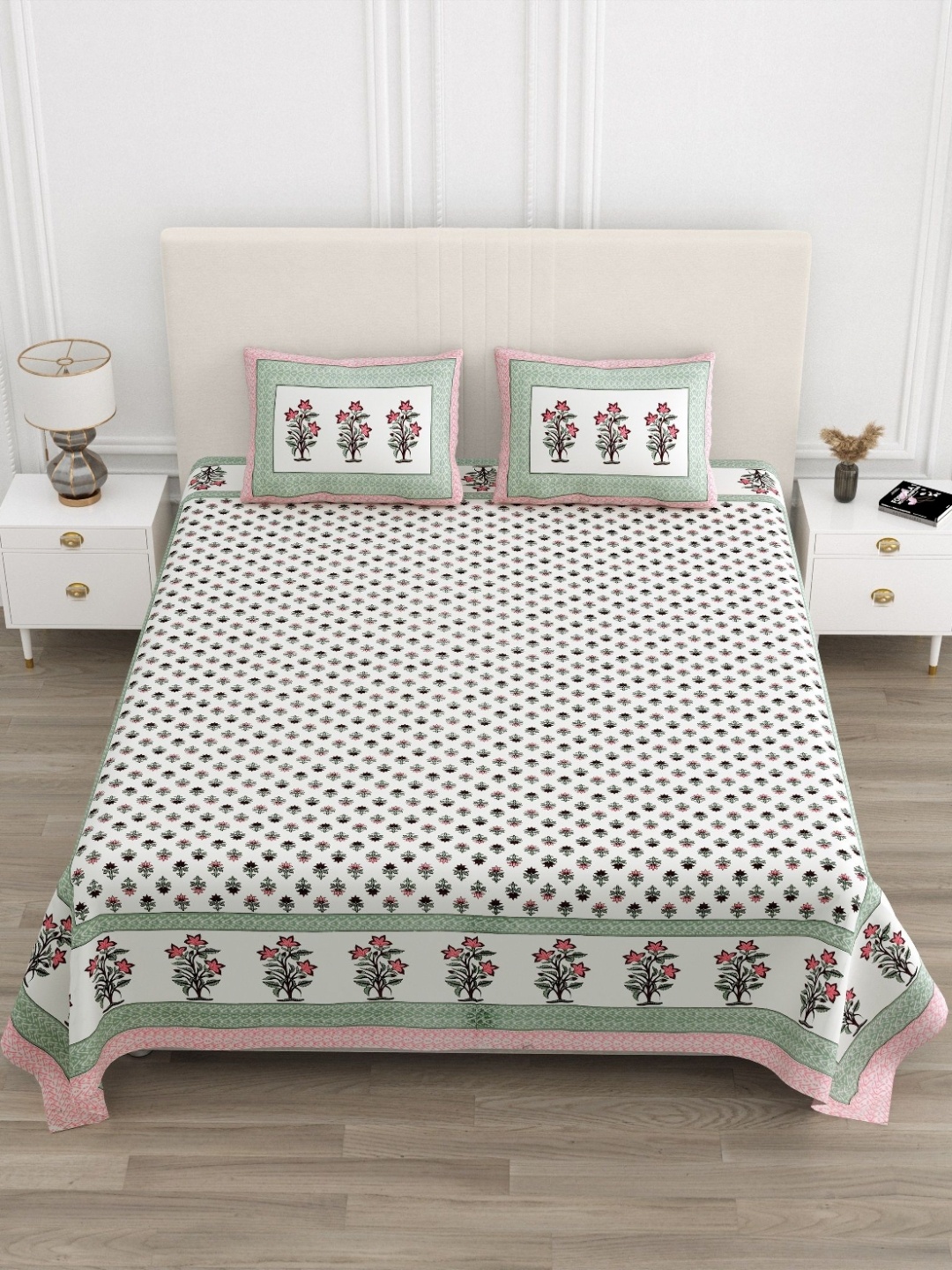 

Jinaya's White & Green Ethnic Motifs 210 TC Pure Cotton King Bedsheet Set 2.28 m x 2.74 m