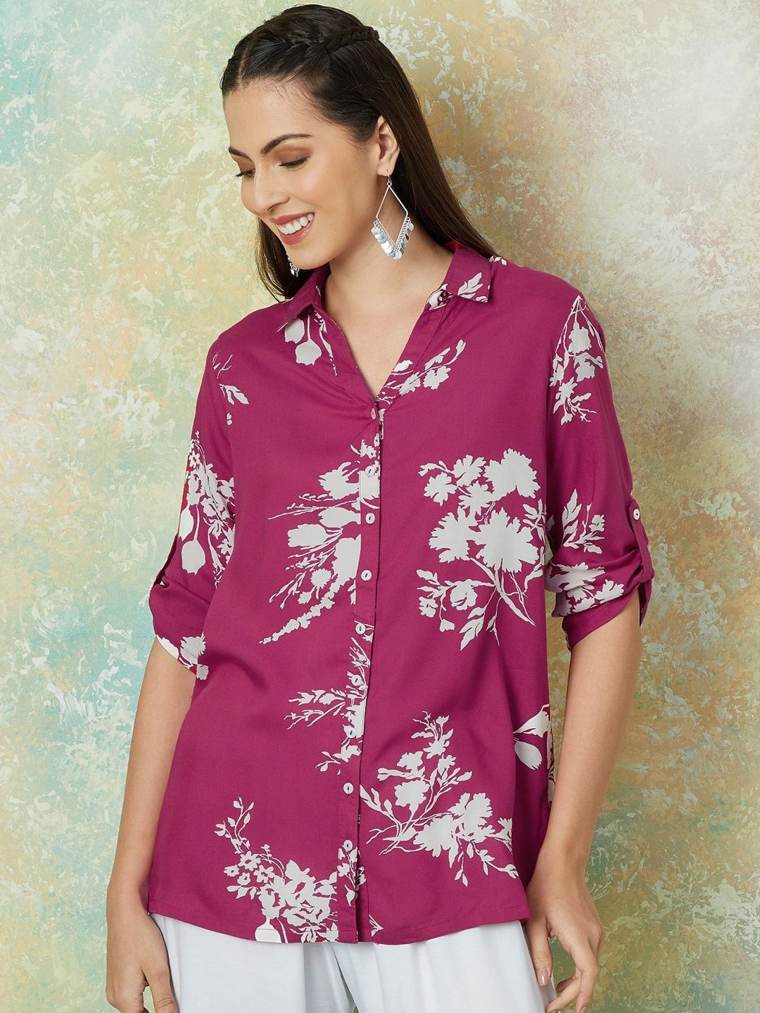 

Melange by Lifestyle Women Floral Printed Flared Sleeves Thread Work Kurta, Purple