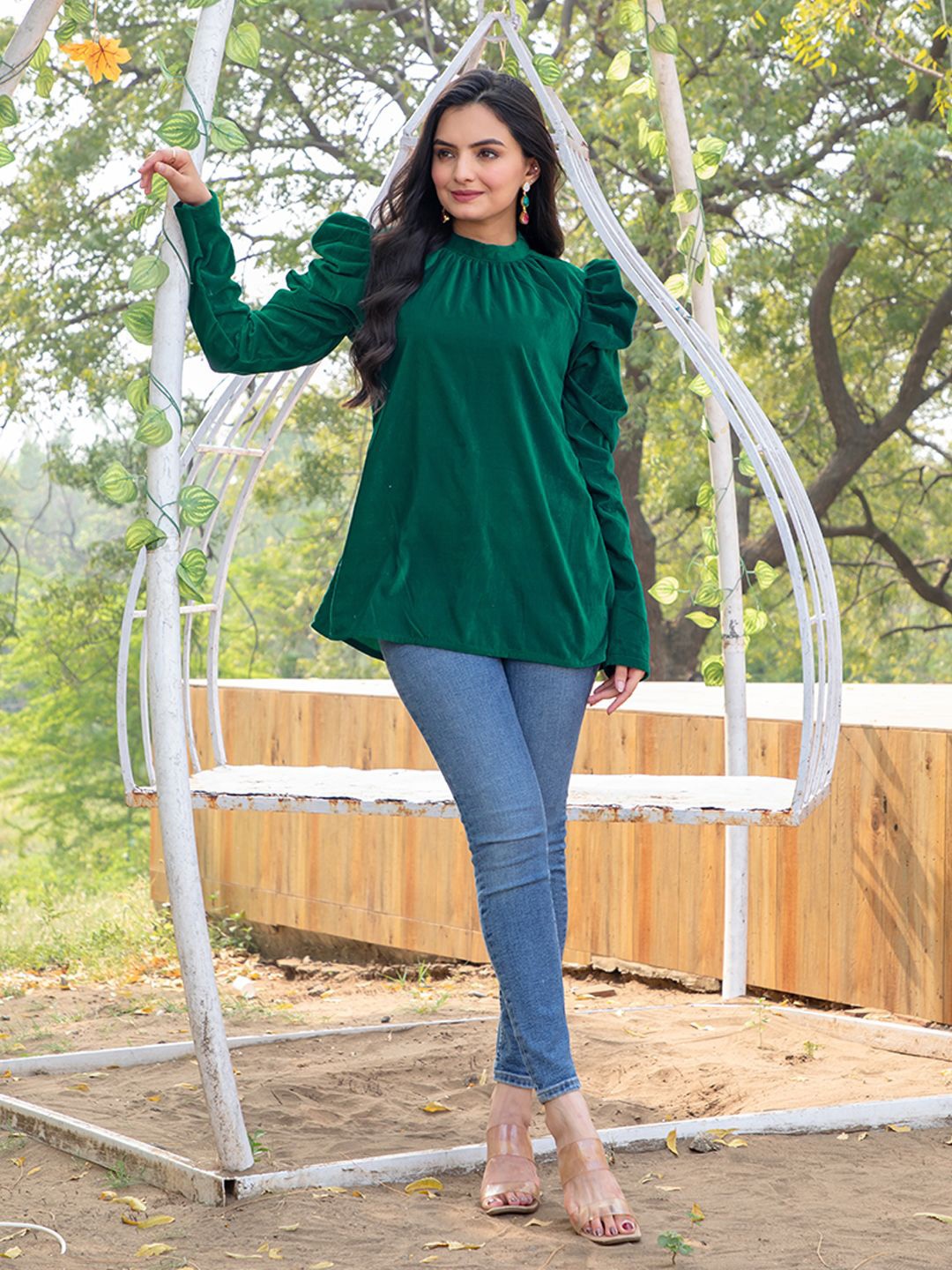 

WEAVLLITE Floral Choker Neck Puff Sleeve Velvet Top, Green