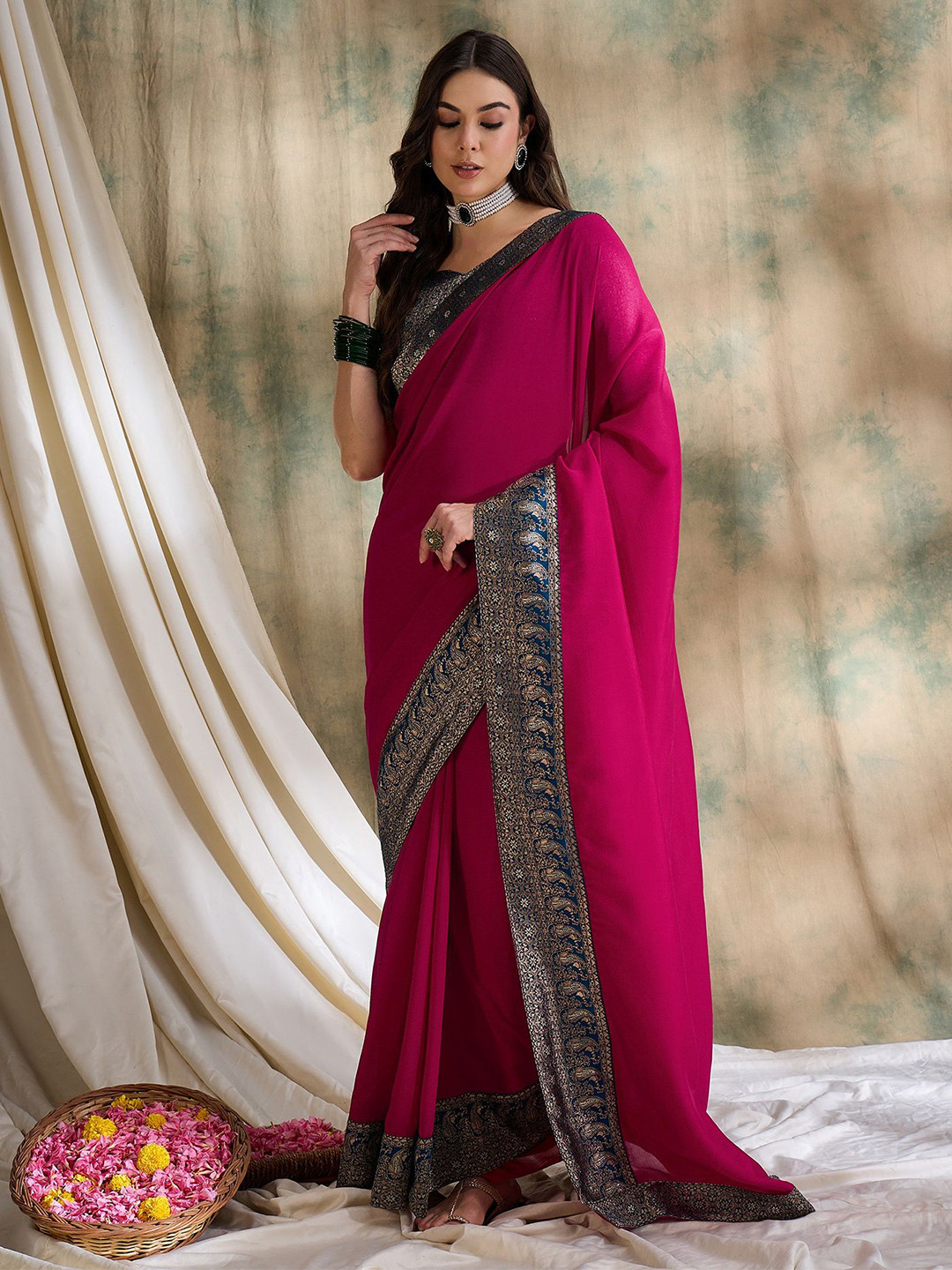 

Suha Zari Art Silk Saree, Pink