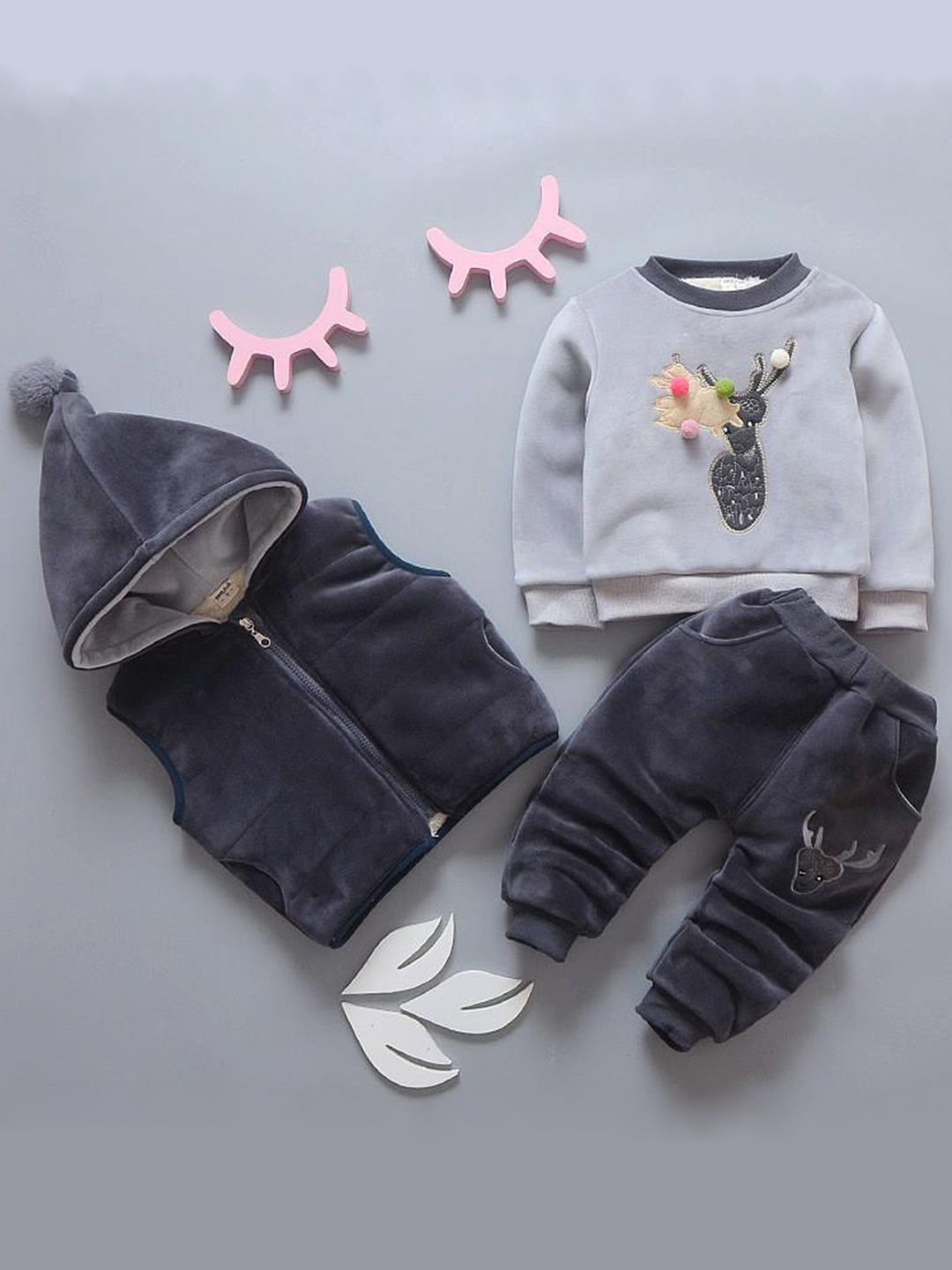 

Bold N Elegant Unisex Kids Embellished, Grey