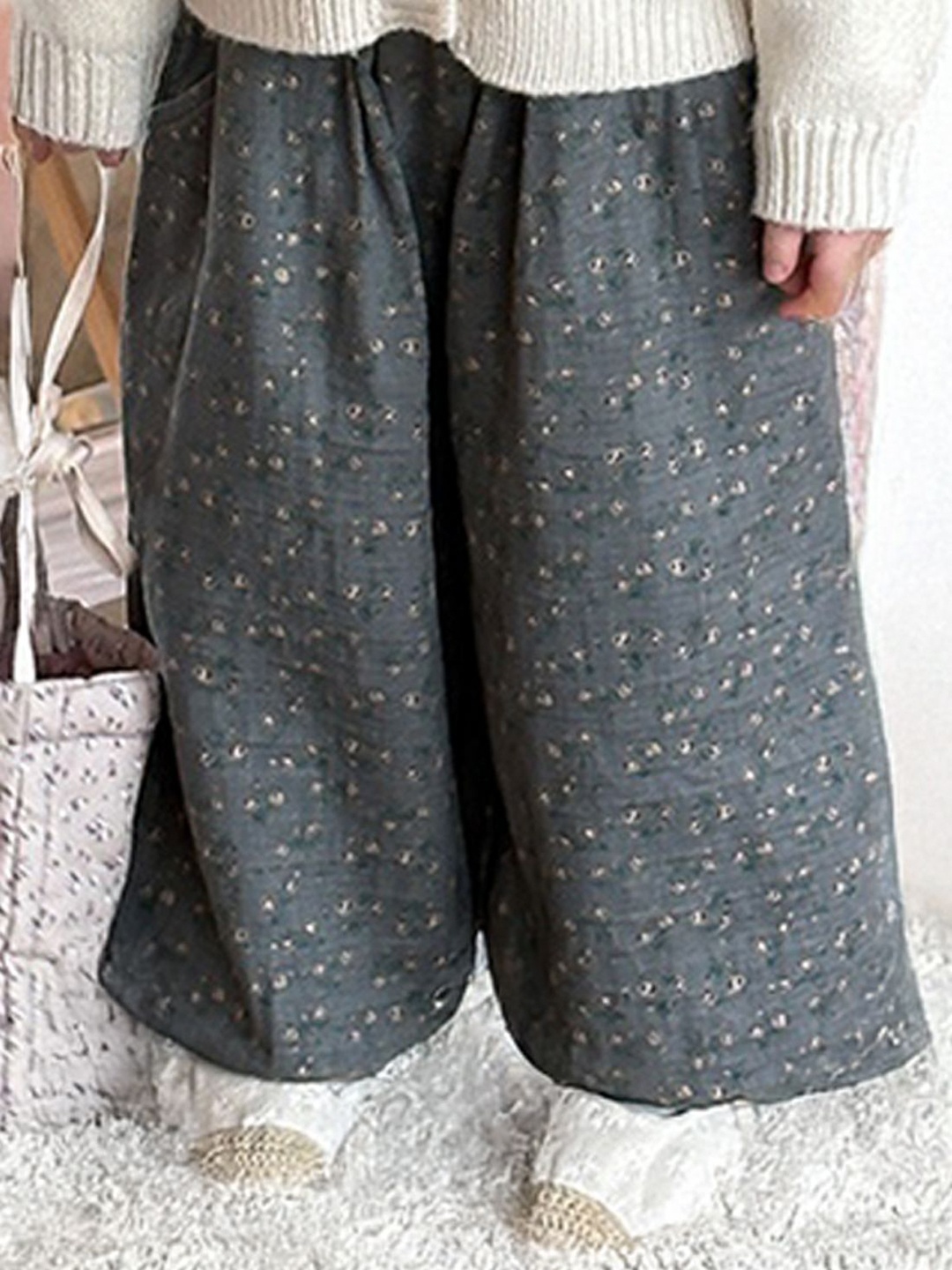 

FOREVER FRIDAY Girls Printed Loose Fit Culottes Trousers, White