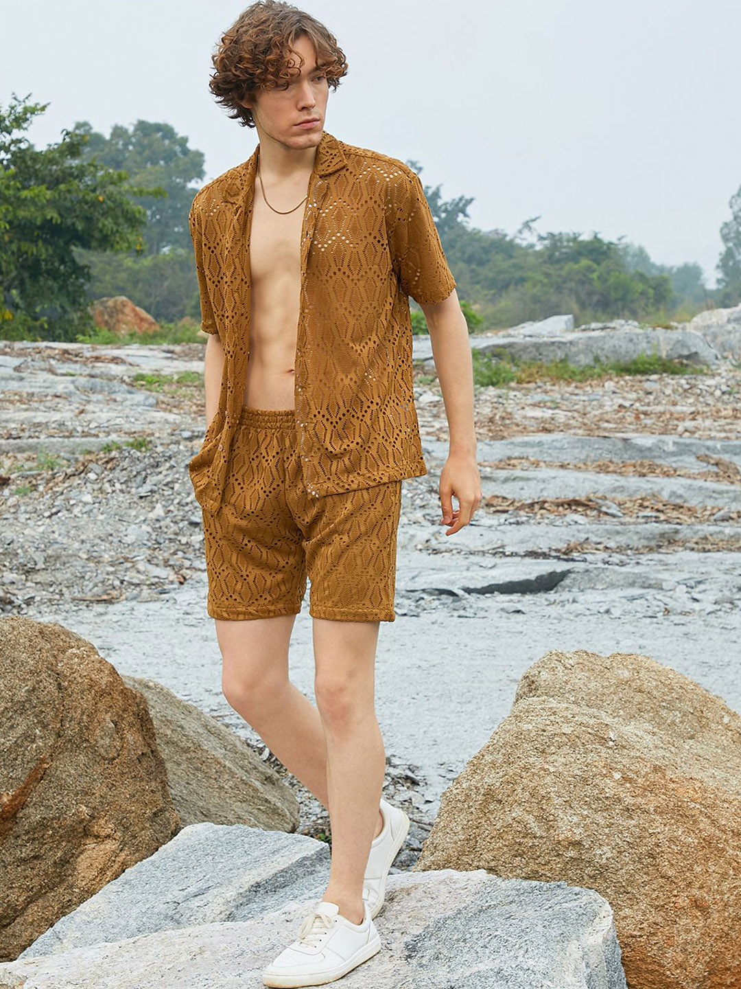 

Campus Sutra Self Design Shirt and Shorts, Brown