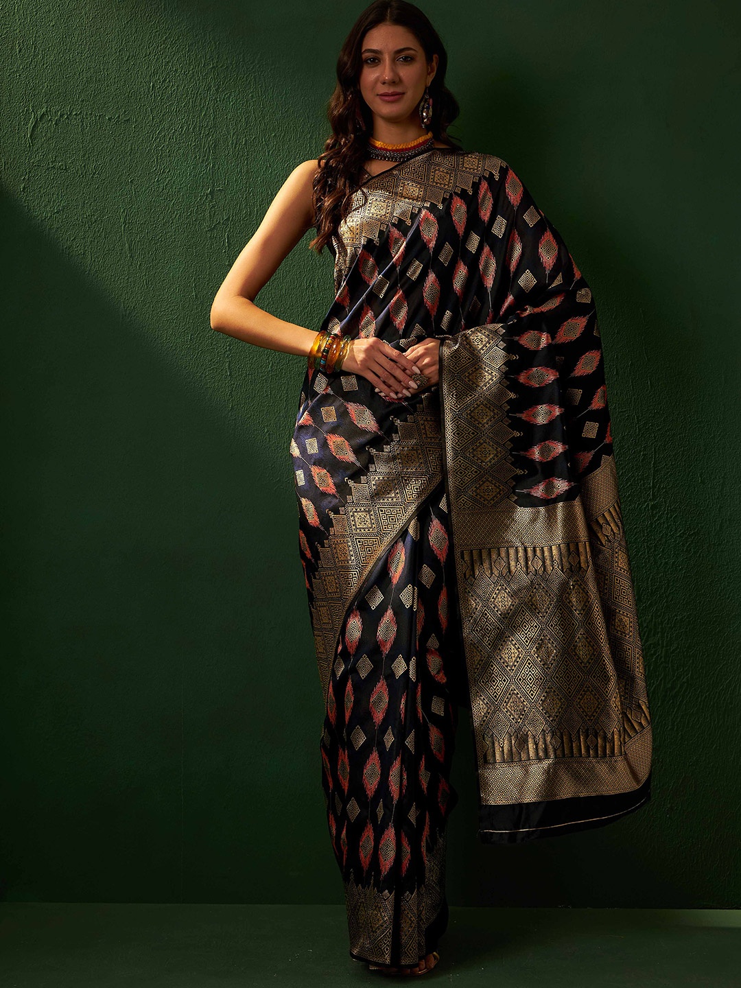 

Suha Woven Design Zari Art Silk Ready to Wear Banarasi Saree, Black
