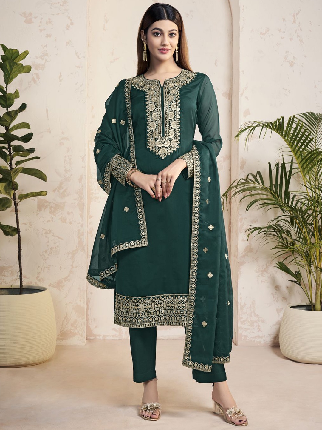 

Inddus Women Ethnic Motifs Embroidered Regular Sequinned Kurta with Trousers & With Dupatta, Teal