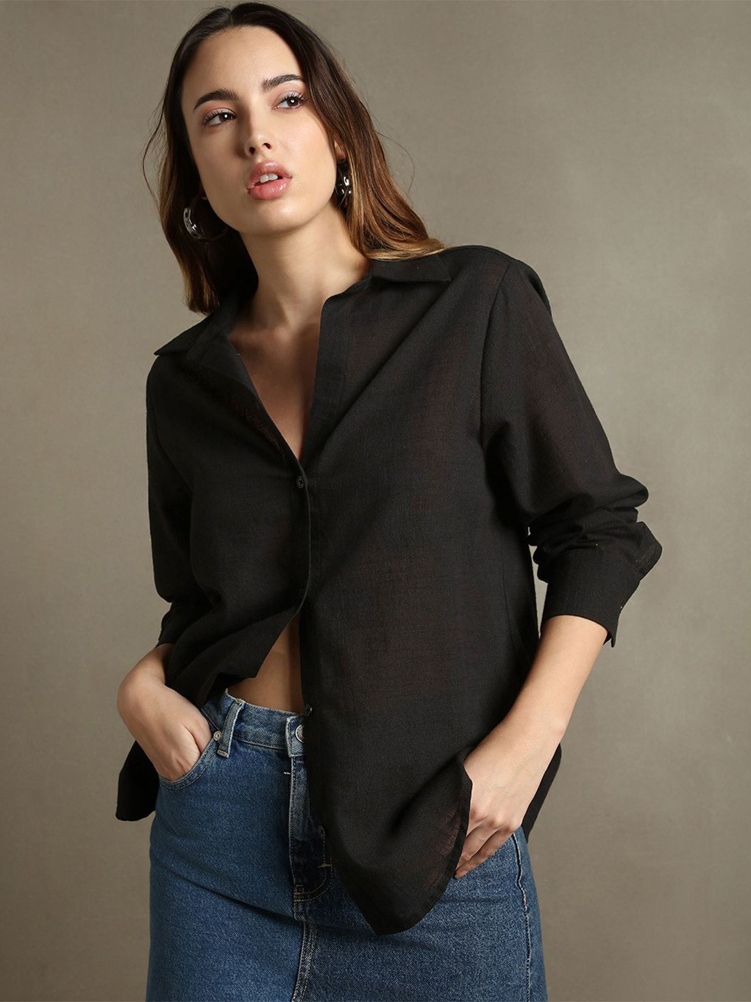 

DL Woman Spread Collar Solid Cotton Oversized Casual Shirt, Black