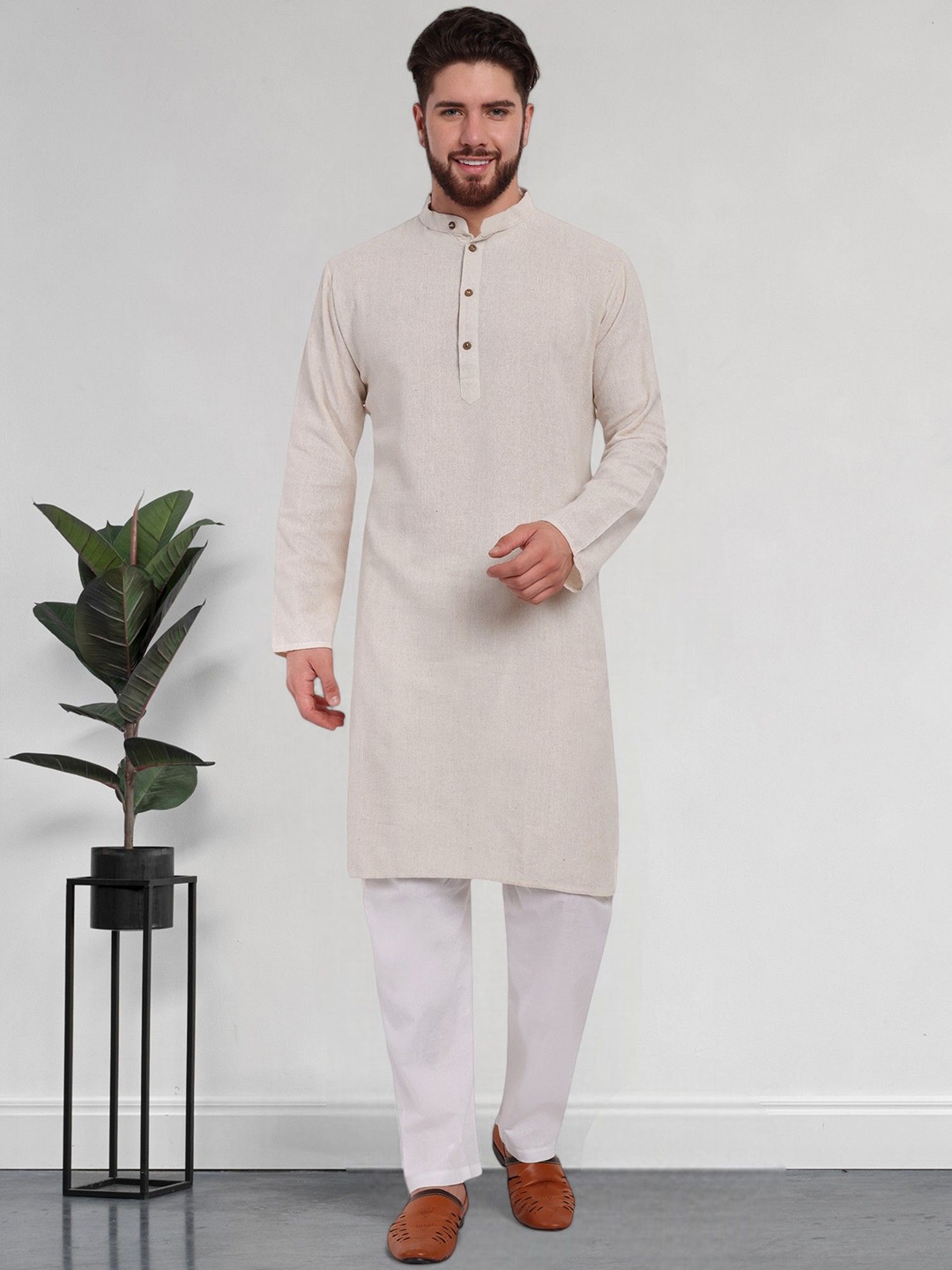 

SKAVIJ Men Regular Pure Cotton Kurta with Pyjamas, Off white