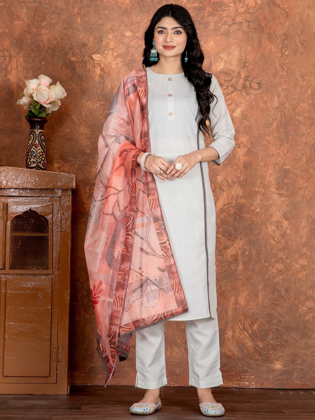 

KALINI Women Regular Kurta with Pyjamas & With Dupatta, Off white