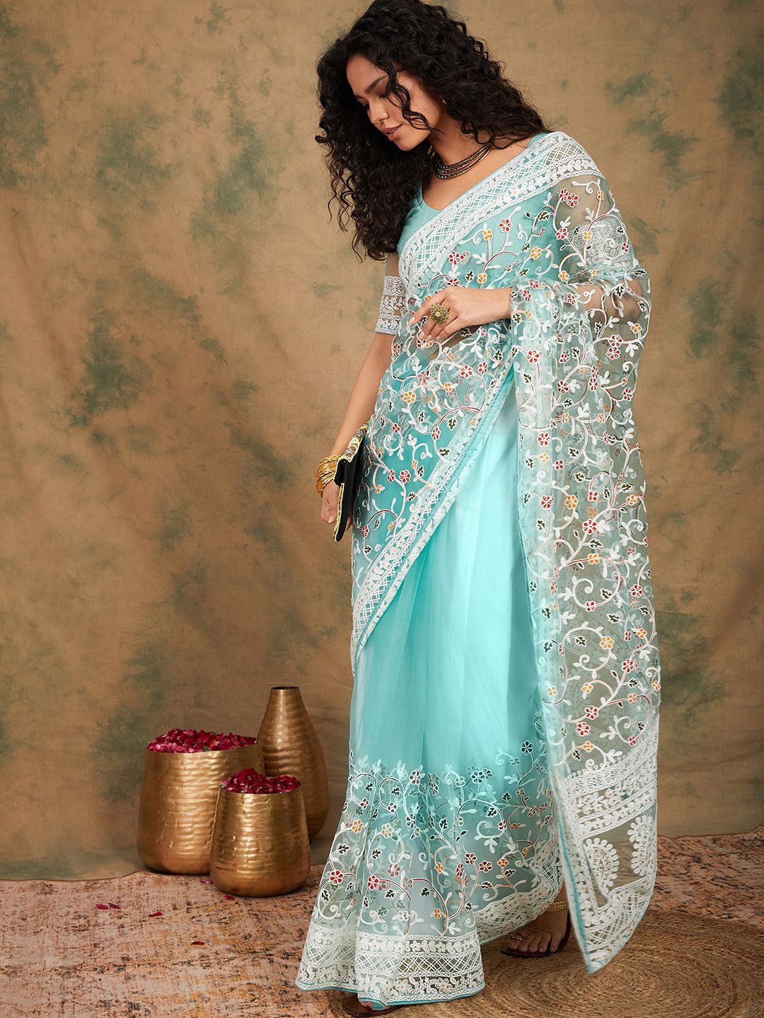 

Suha Floral Embroidered Supernet Saree, Sea green