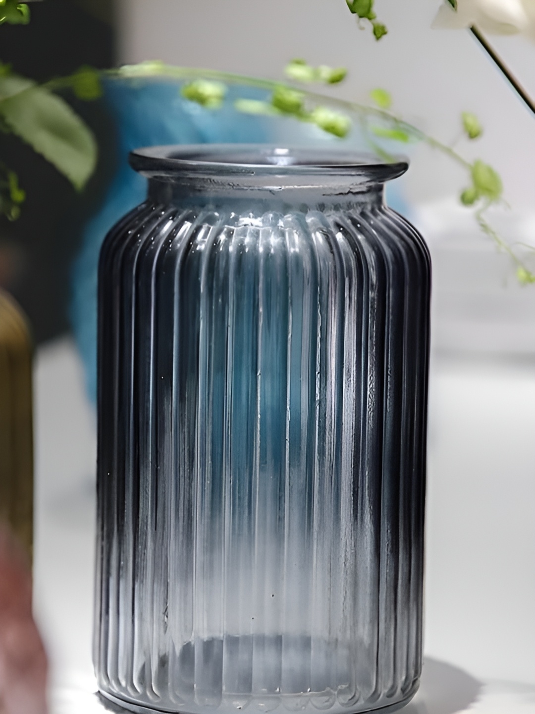 

Clovefry Black Transparent Glass FlowerVase