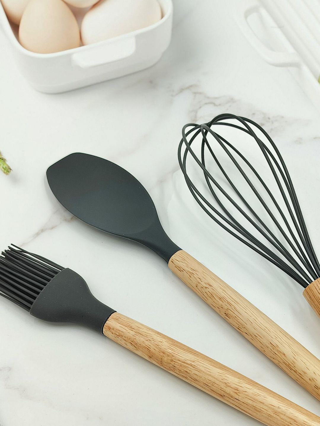 

10club Silicone Whisk Spatula & Brush with Wooden Handles, Black