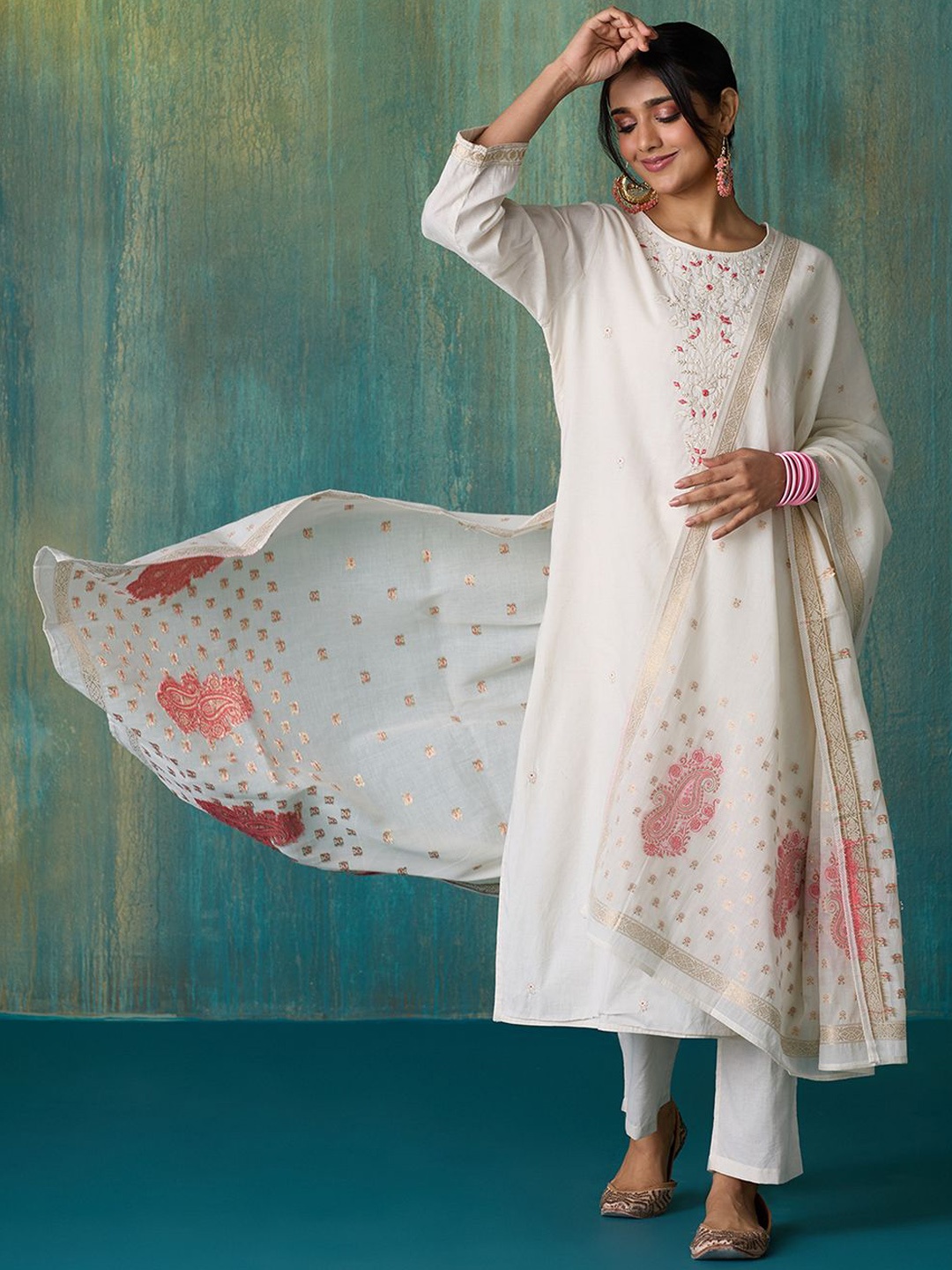 

Likha Women Ethnic Motifs Embroidered Regular Mirror Work Pure Cotton Kurta with Pyjamas & With Dupatta, Off white