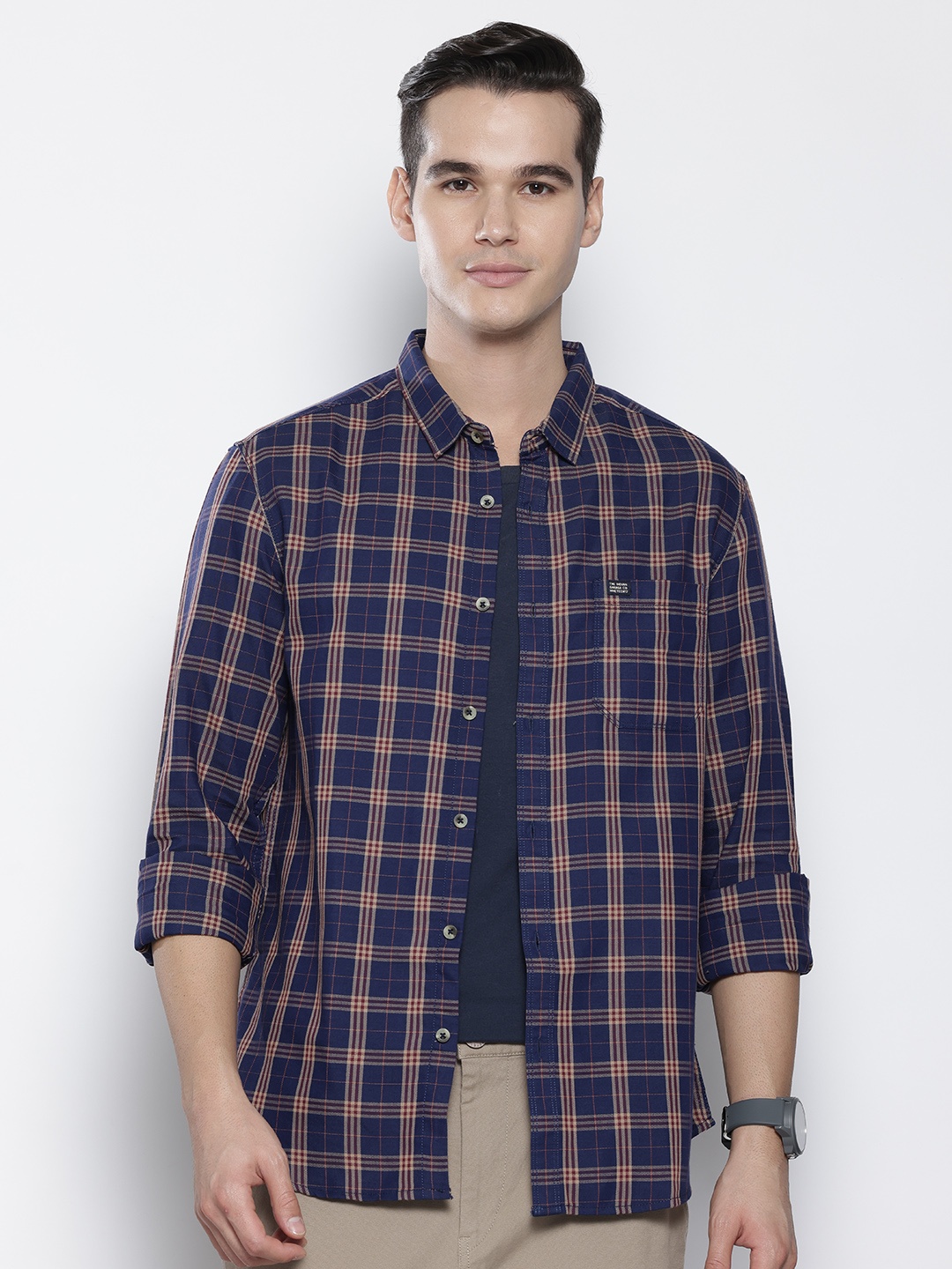 

The Indian Garage Co Men Tartan Checks Opaque Checked Casual Shirt, Navy blue