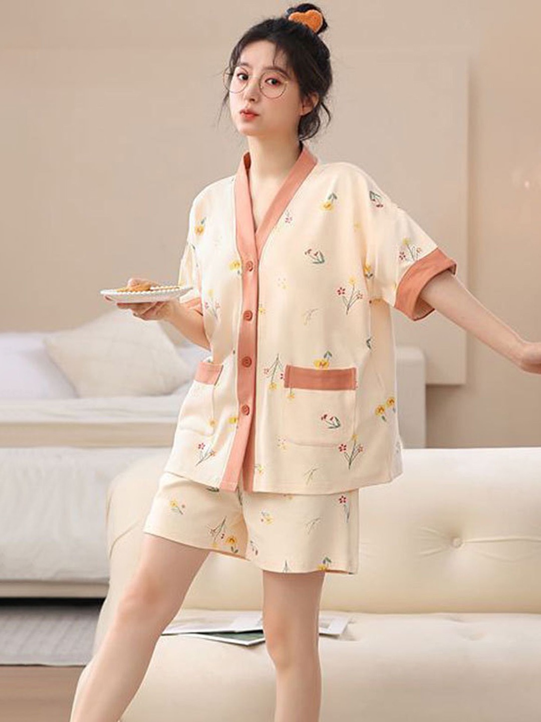 

LULU & SKY Women Floral Print Night suit, Beige