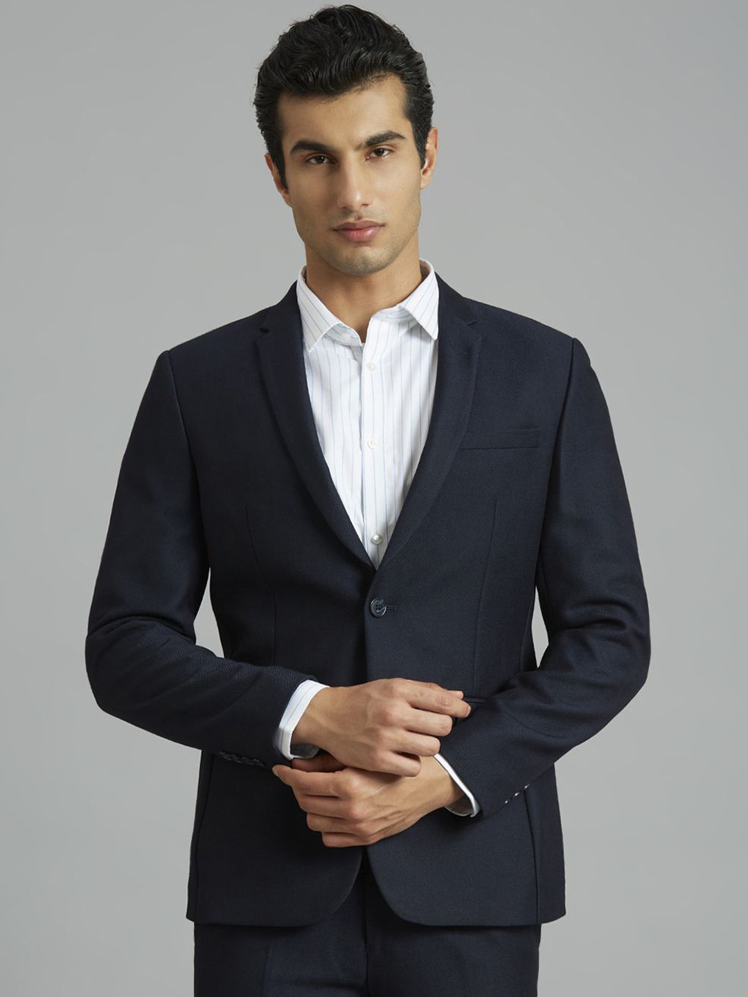 

Reid & Taylor Tailored Fit Single-Breasted Blazer, Navy blue