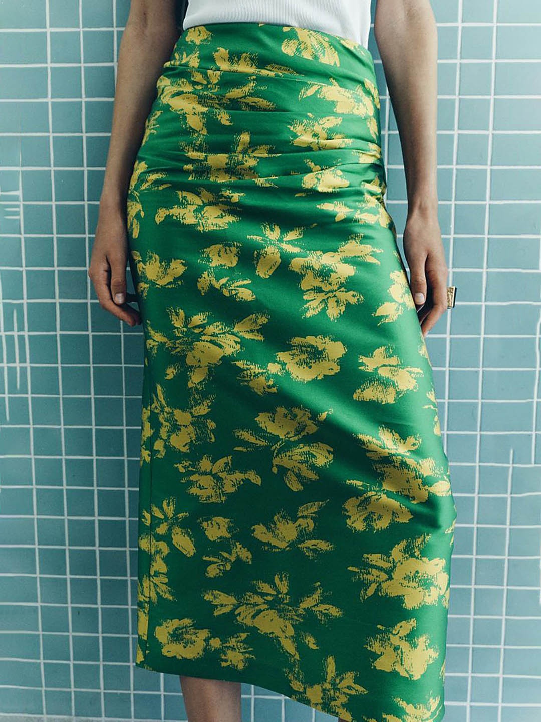 

LULU & SKY Women Floral Printed Straight Midi Skirt, Green