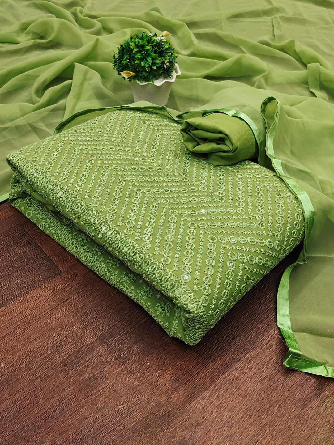 

mimi design Silk Georgette Unstitched Dress Material, Green