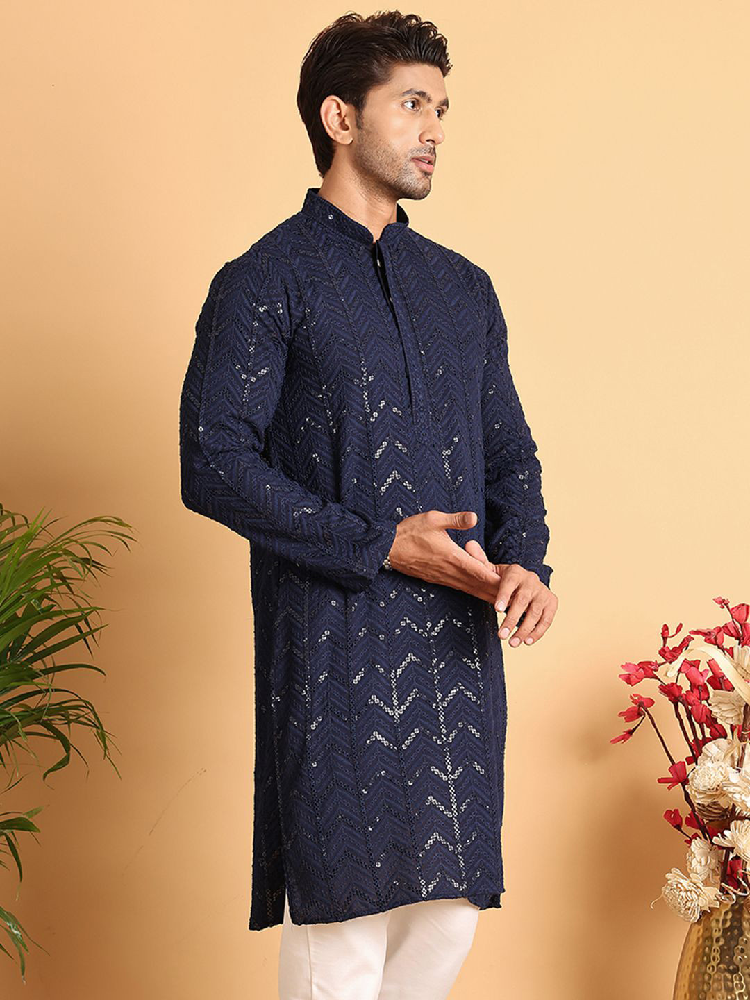 

Jompers Men Leheriya Embroidered Sequinned Kurta, Navy blue