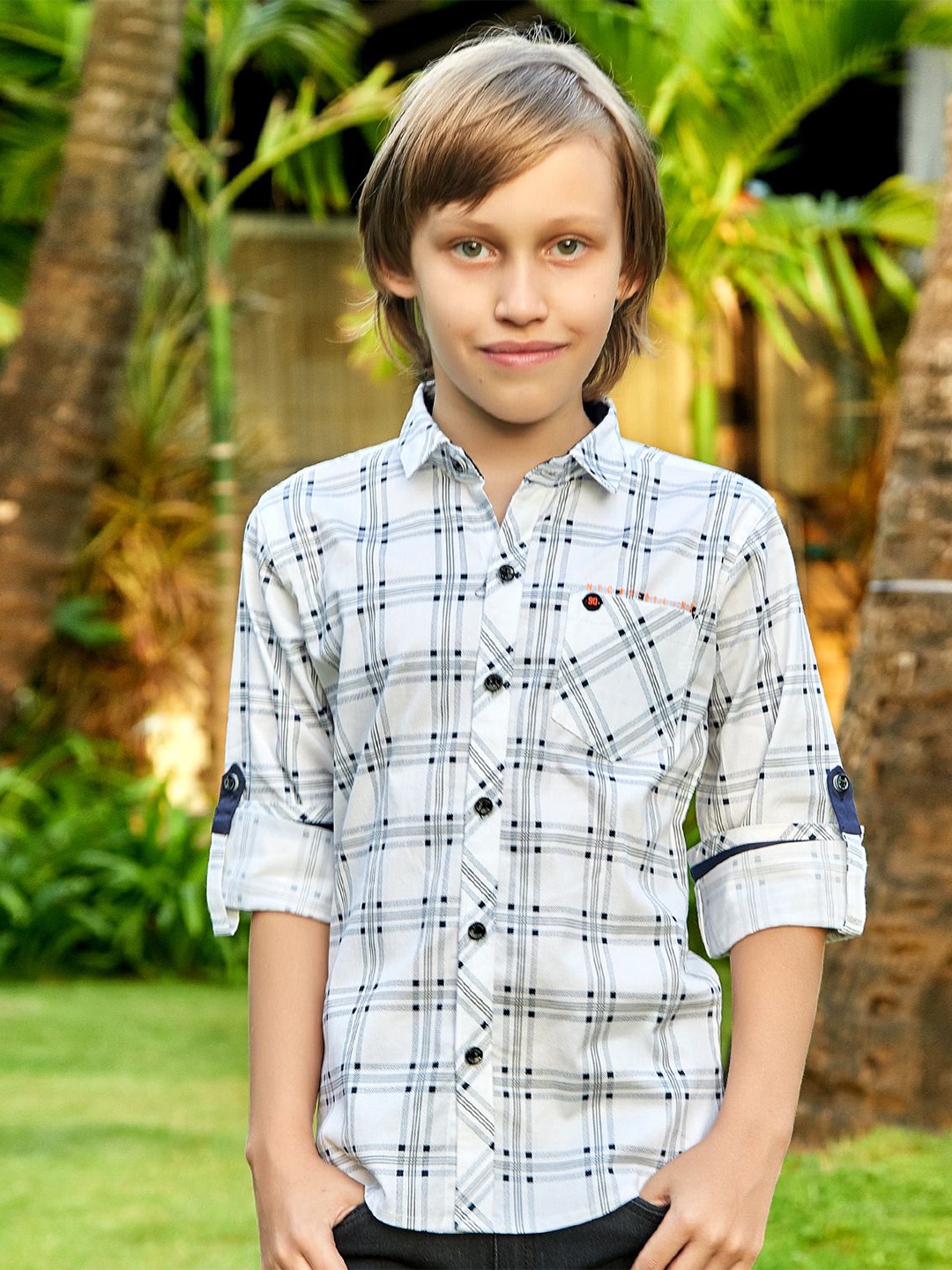 

MashUp Boys Classic Opaque Printed Casual Shirt, White