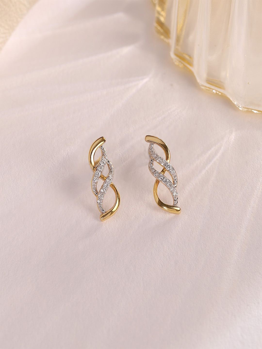 

Mia by Tanishq Graceful Twist Gold & Diamond Stud Earrings-1.918 gm, Yellow
