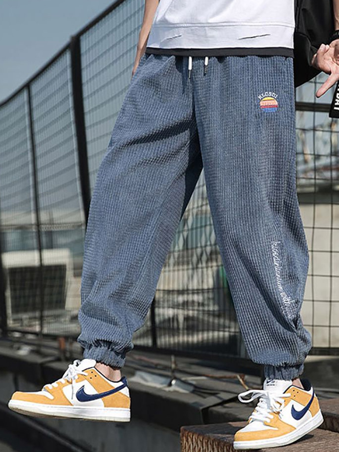 

StyleCast x Revolte Men Easy Wash Joggers Trousers, Blue