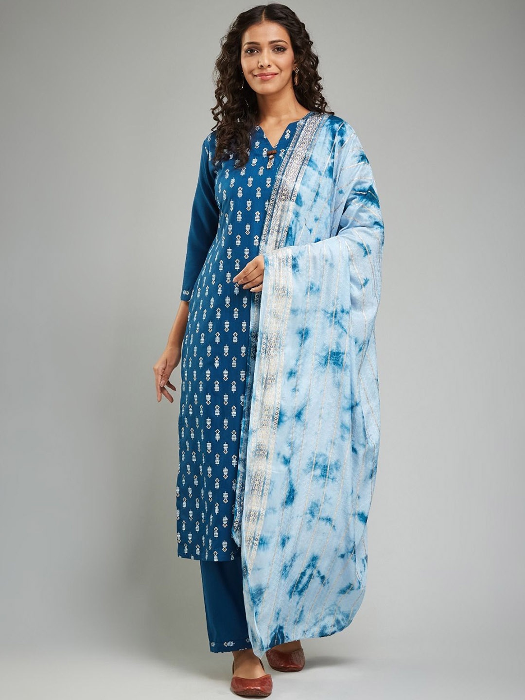 

KALINI Women Ethnic Motifs Printed Regular Kurta with Trousers & With Dupatta, Blue