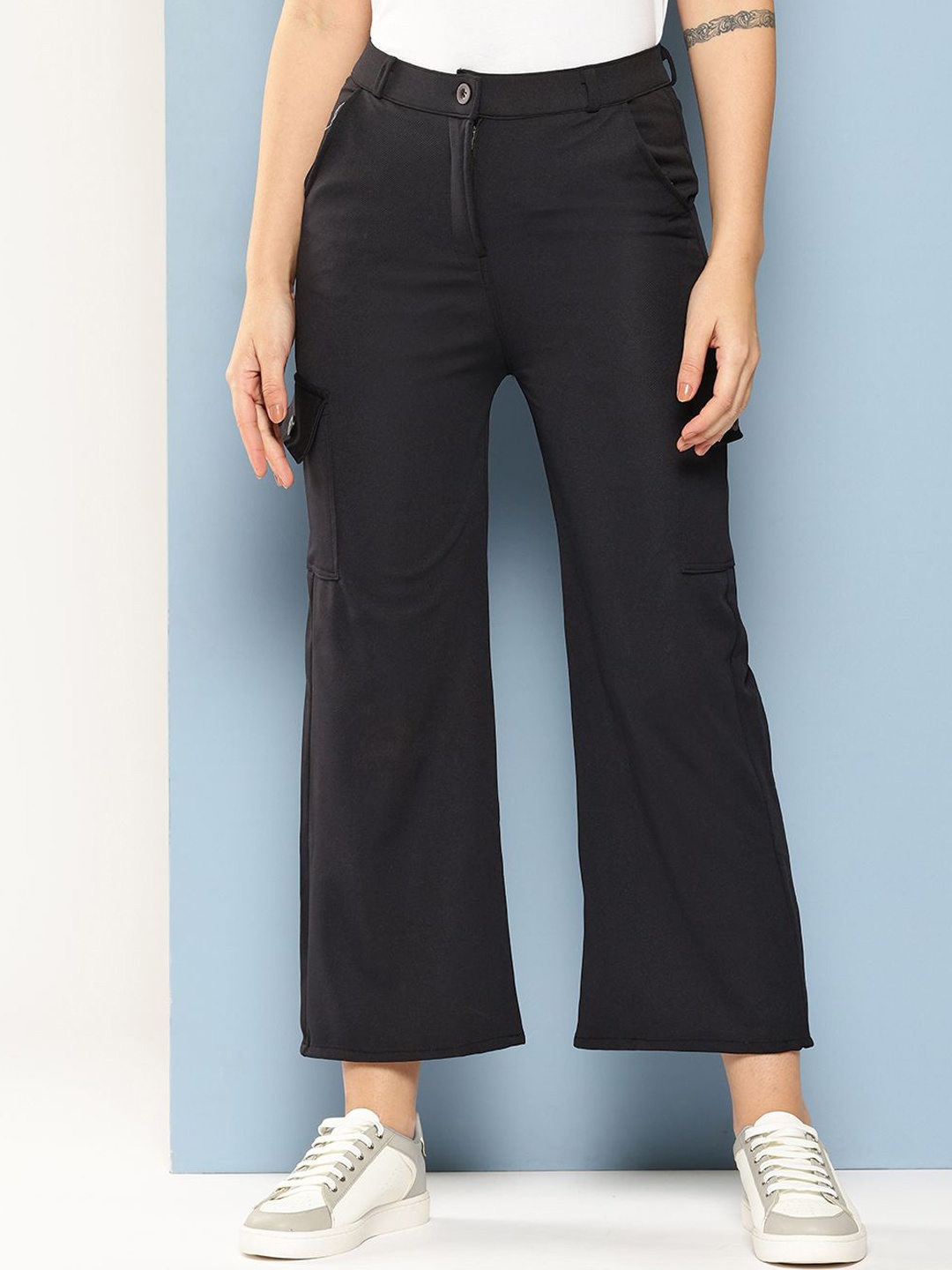 

The Roadster Lifestyle Co Women Straight-Fit High Rise Trousers, Black