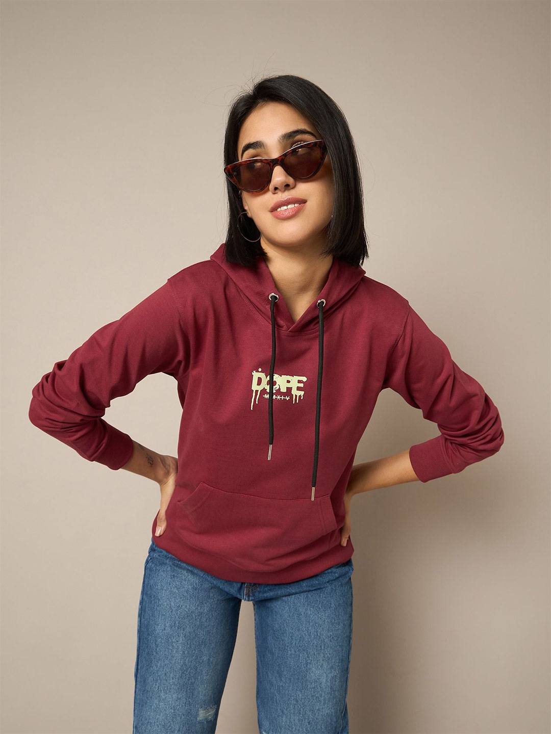 

The Roadster Lifestyle Co Women Typography Printed Hooded Neck Pullover Sweatshirt, Maroon