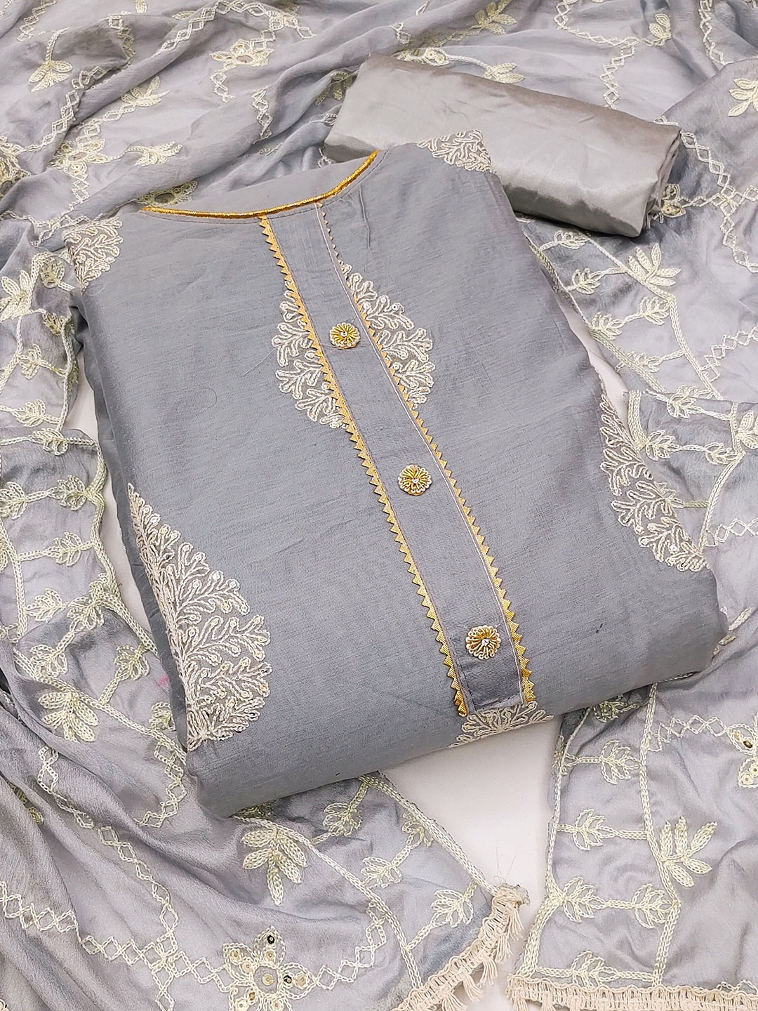 

Maroosh Embellished Unstitched Dress Material, Grey