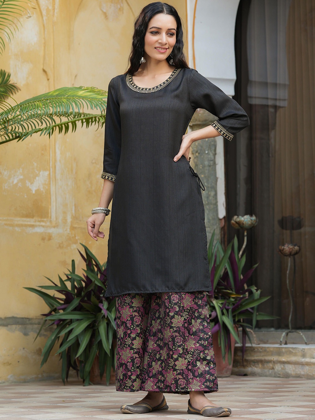 

Juniper Women Floral Regular Top with Sharara, Black