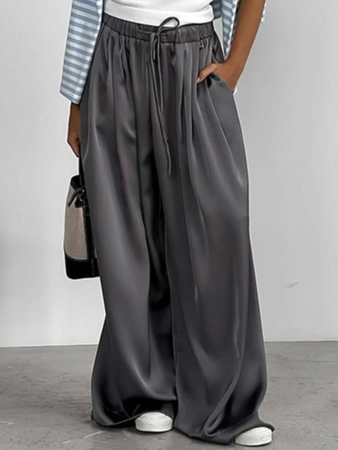 

LULU & SKY Women Loose Fit High-Rise Parallel Trousers, Grey