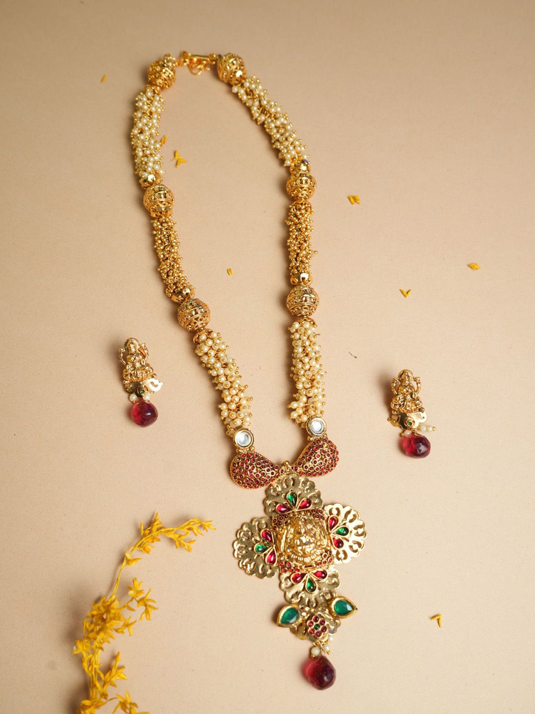 

VIRAASI Gold-Plated Stone Studded & Beaded Jewellery Set