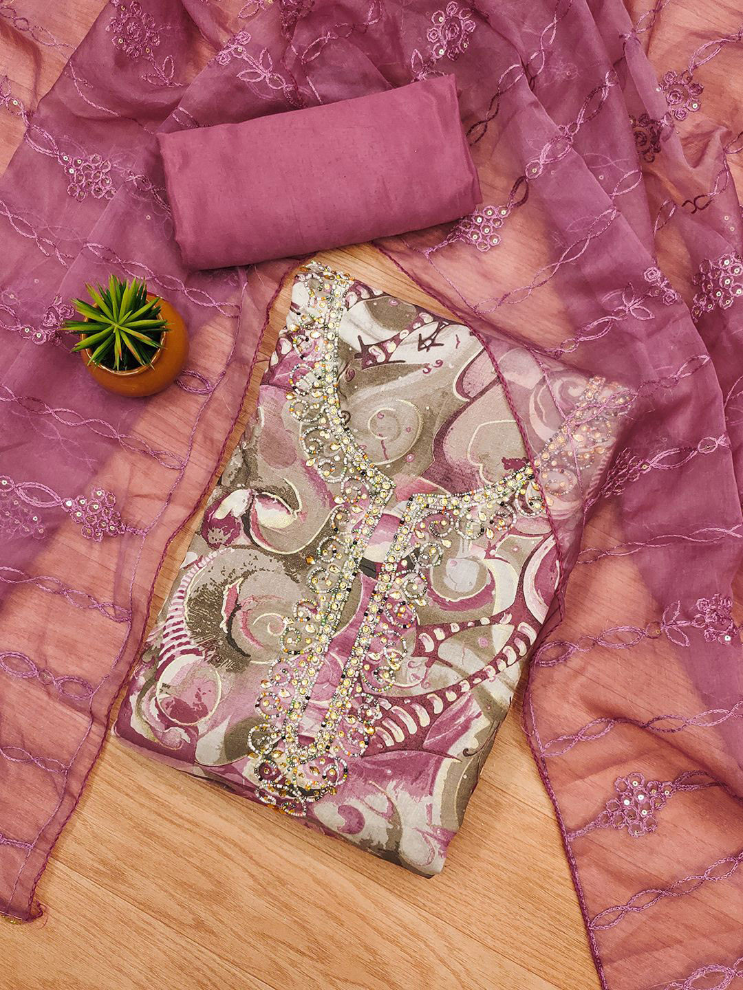 

Lilots Unstitched Dress Material, Pink