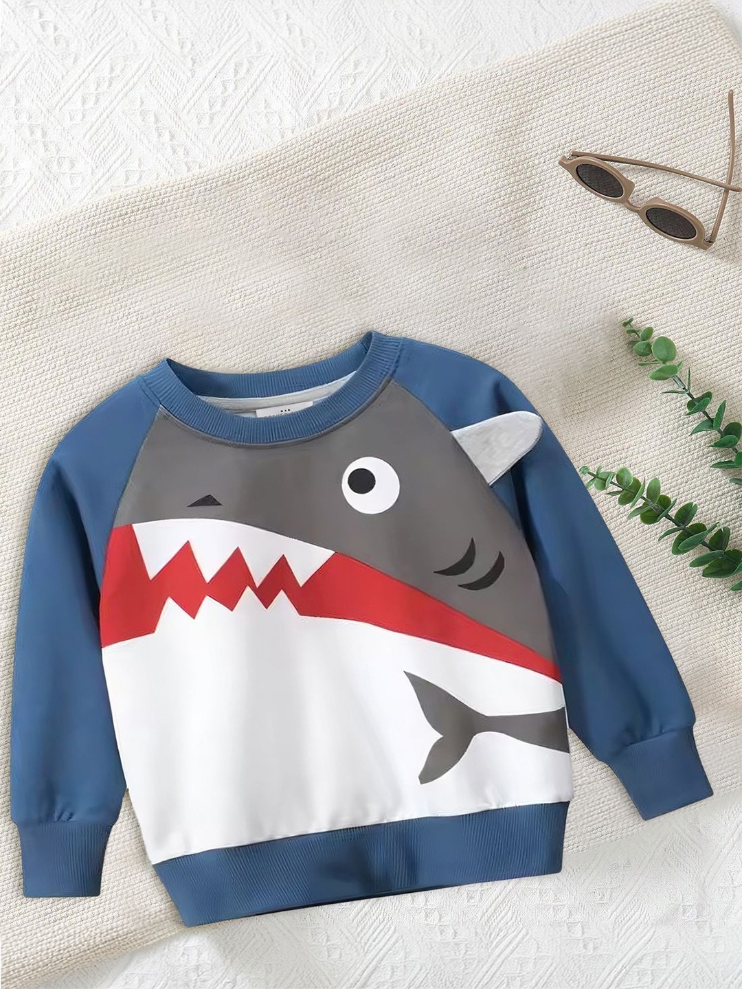 

FOREVER FRIDAY Boys Printed Sweatshirt, Blue