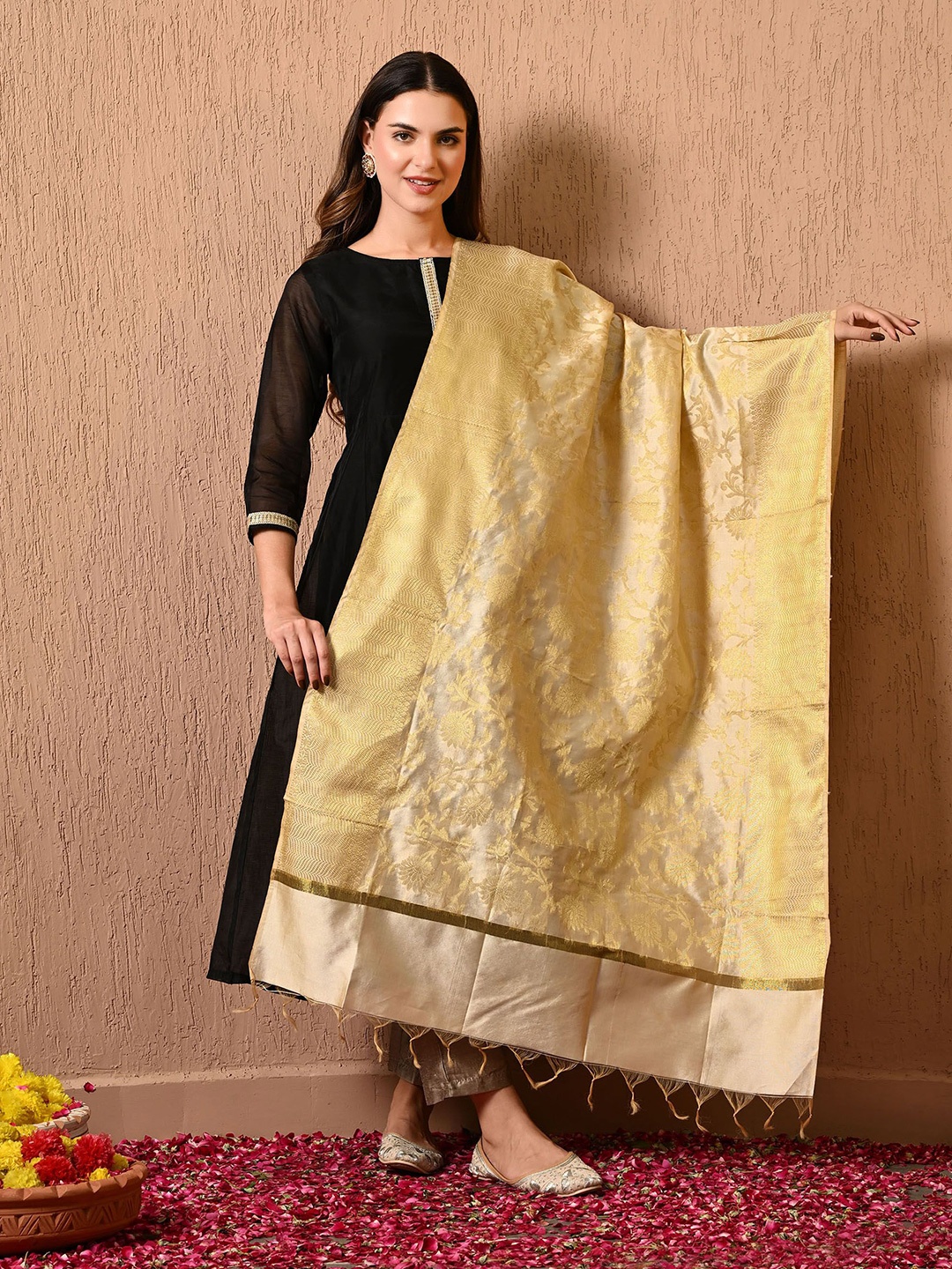 

DECKEDUP Ethnic Motifs Dupatta, Cream