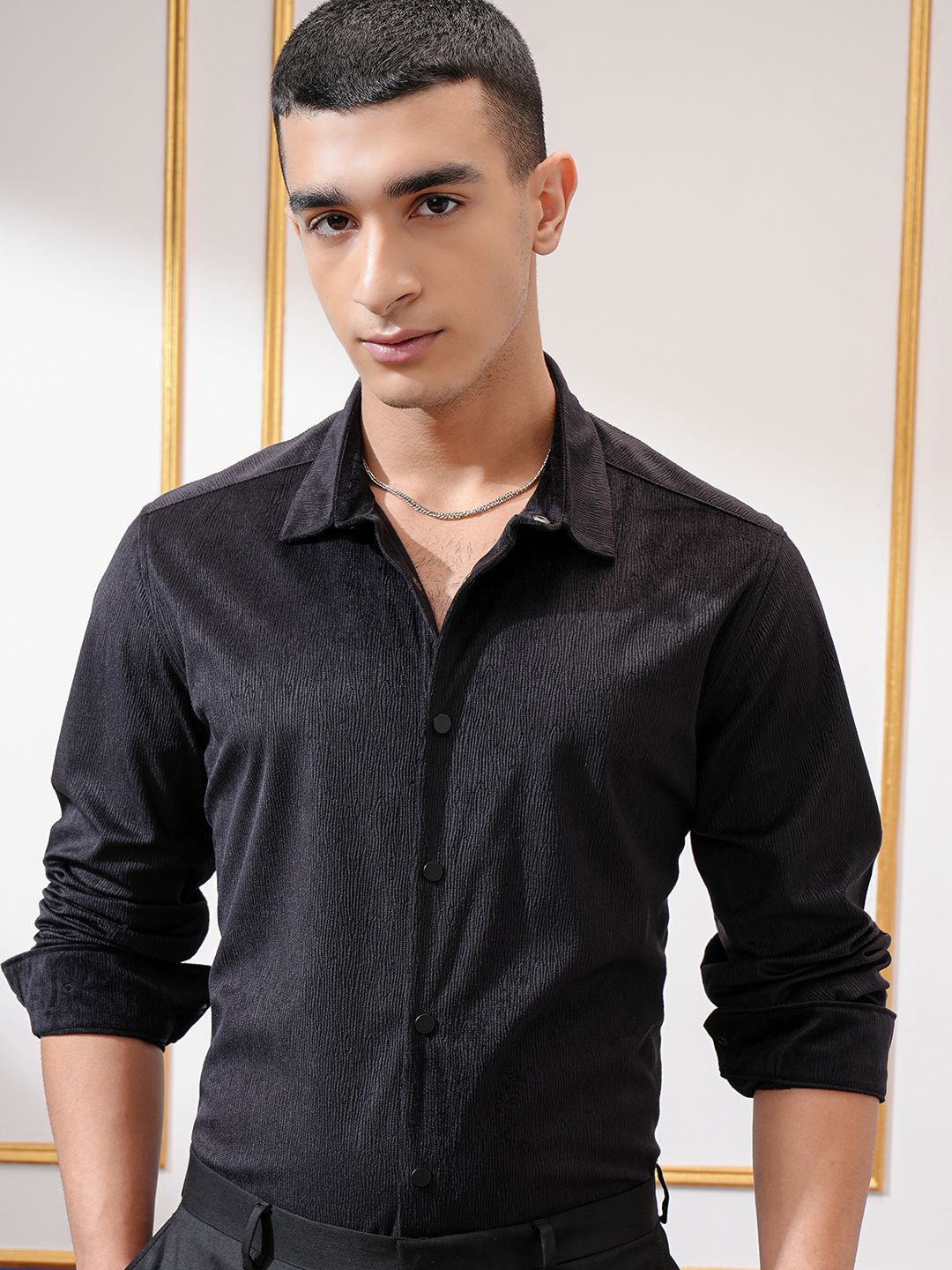 

HIGHLANDER Men Slim Fit Opaque Party Shirt, Black