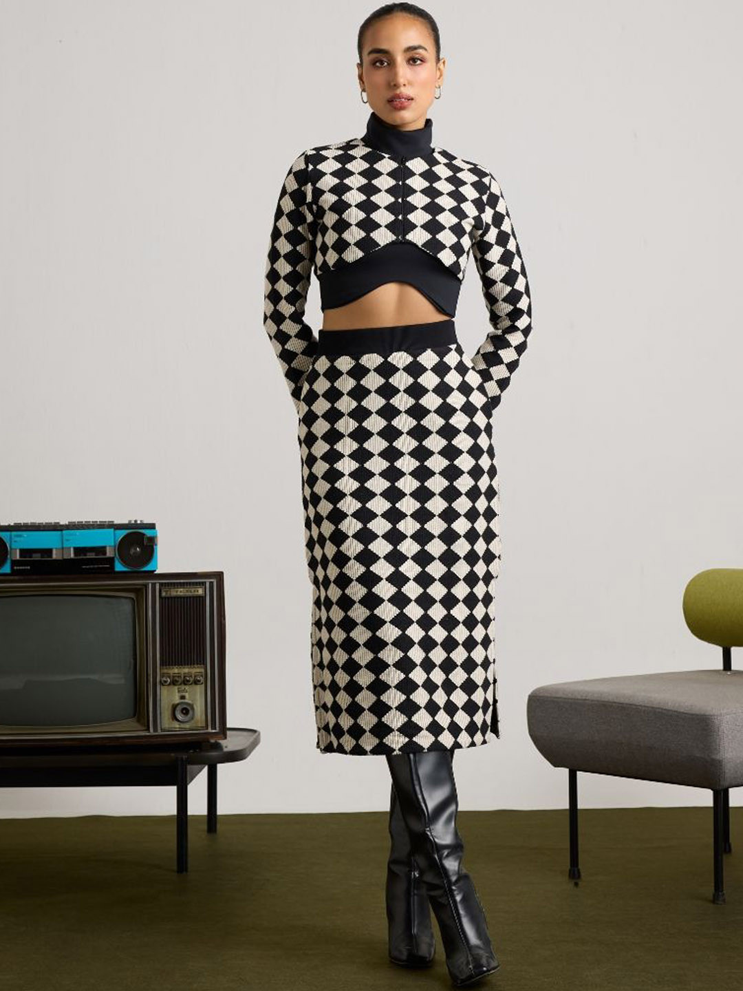 

Muvazo Geometric Woven Design High Neck Long Sleeves Top With Skirt, Black