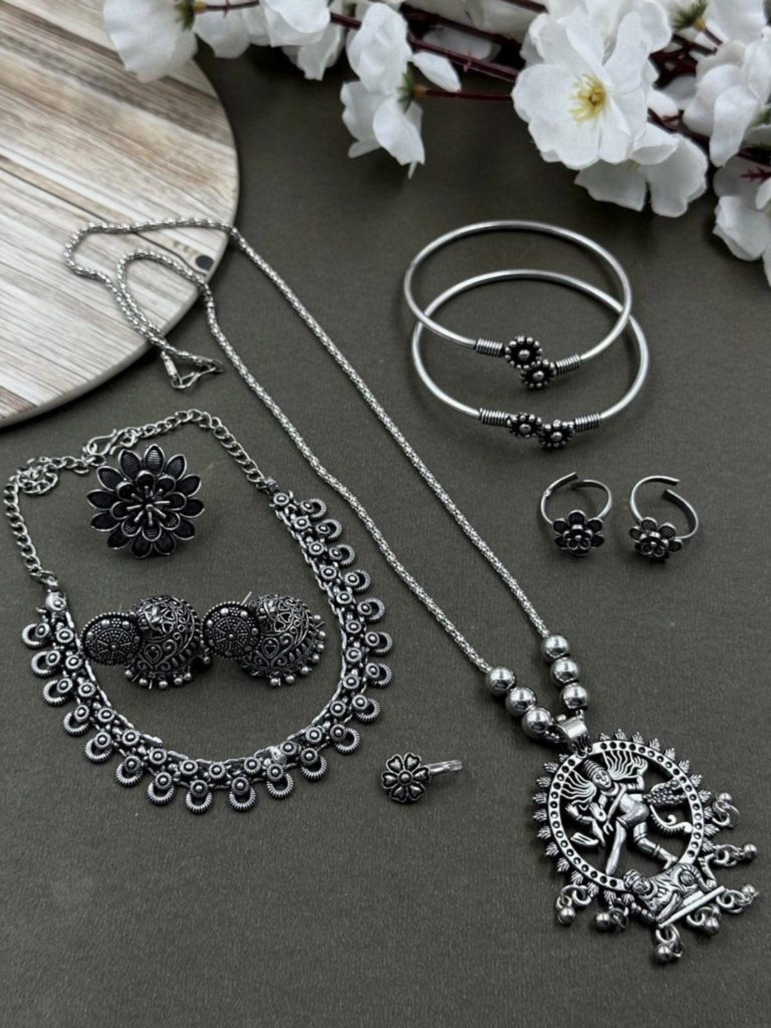 

NAMAN ARTS Silver Plated Oxidised Jewellery Set