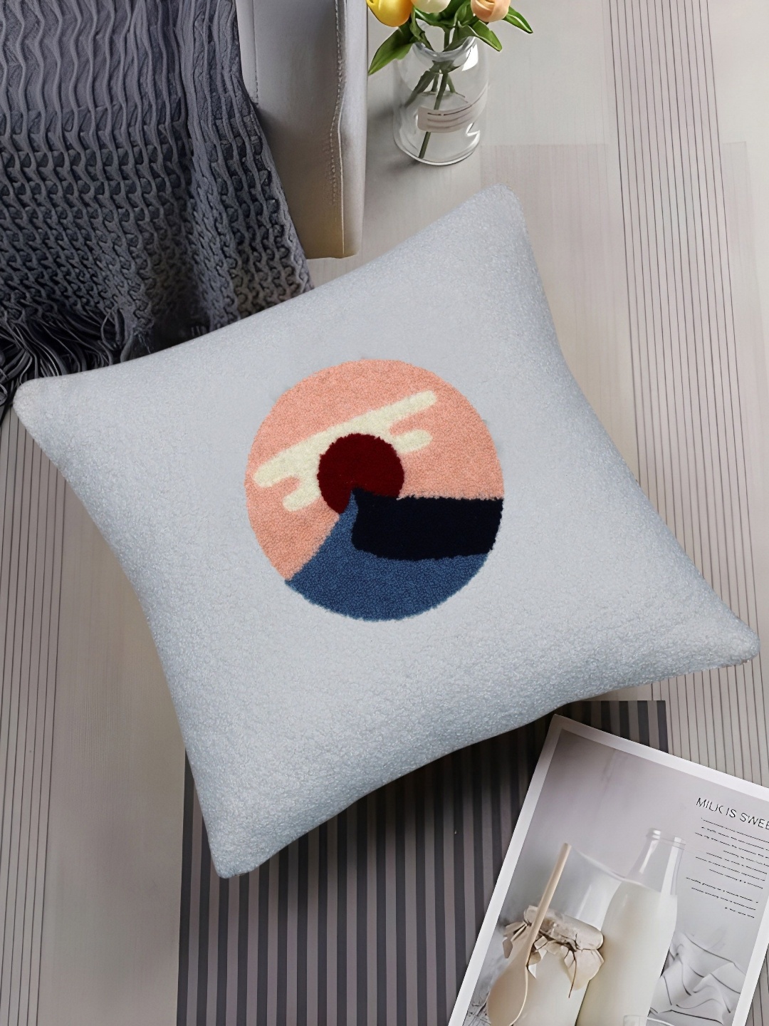 

CAZIMO White & Blue Geometric Printed Square Cushion Cover