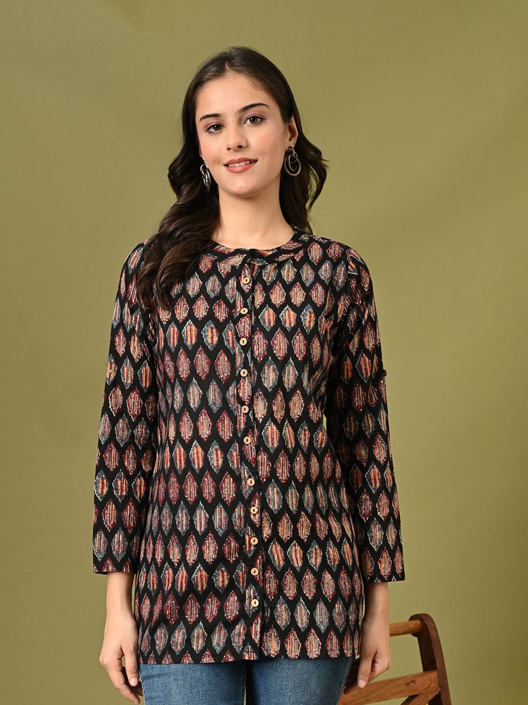 

KALINI Mandarin Collar Printed Tunic, Black