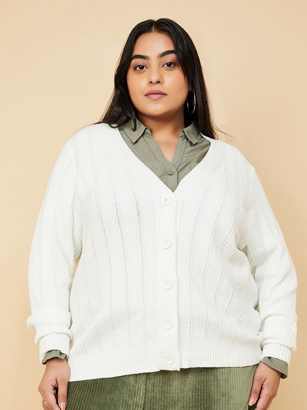

max Women Cable Knit Cardigan, Beige