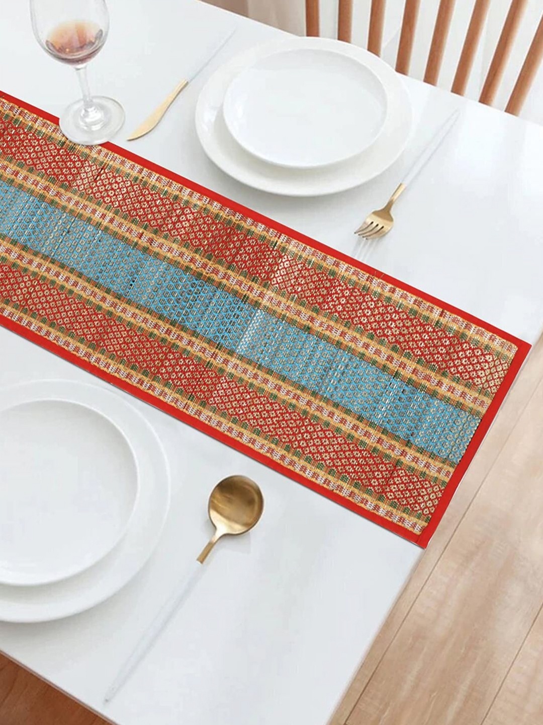 

HOKIPO Red & White Geometric Rectangular Table Runner