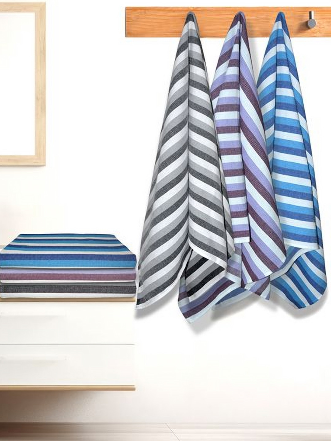 

Athom Living Iris Blue & Black 6 Pieces Striped Printed Cotton 210 GSM Bath Towels