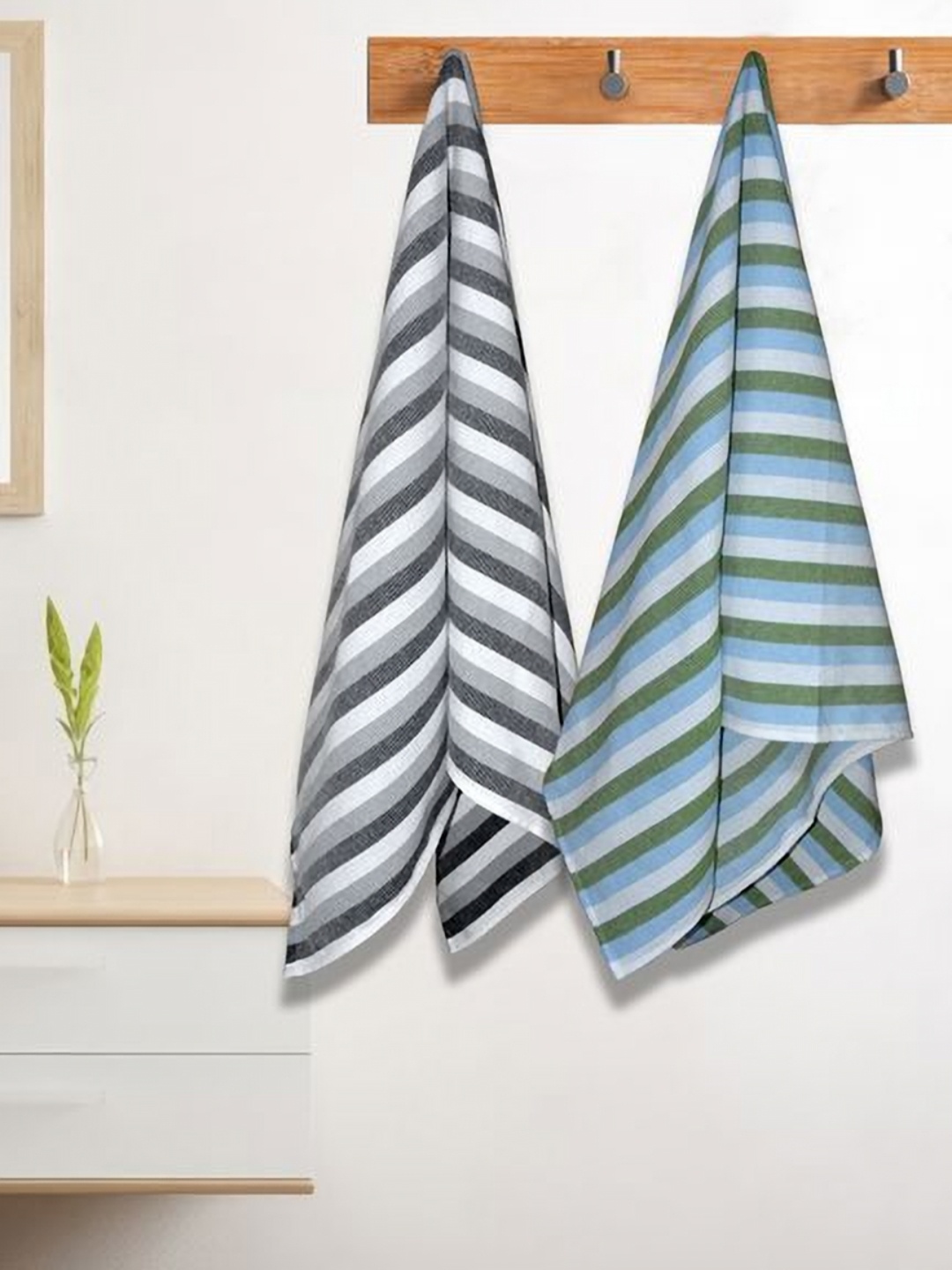 

Athom Living Blue & Grey 2 Pieces Striped Cotton 210 GSM Bath Towel