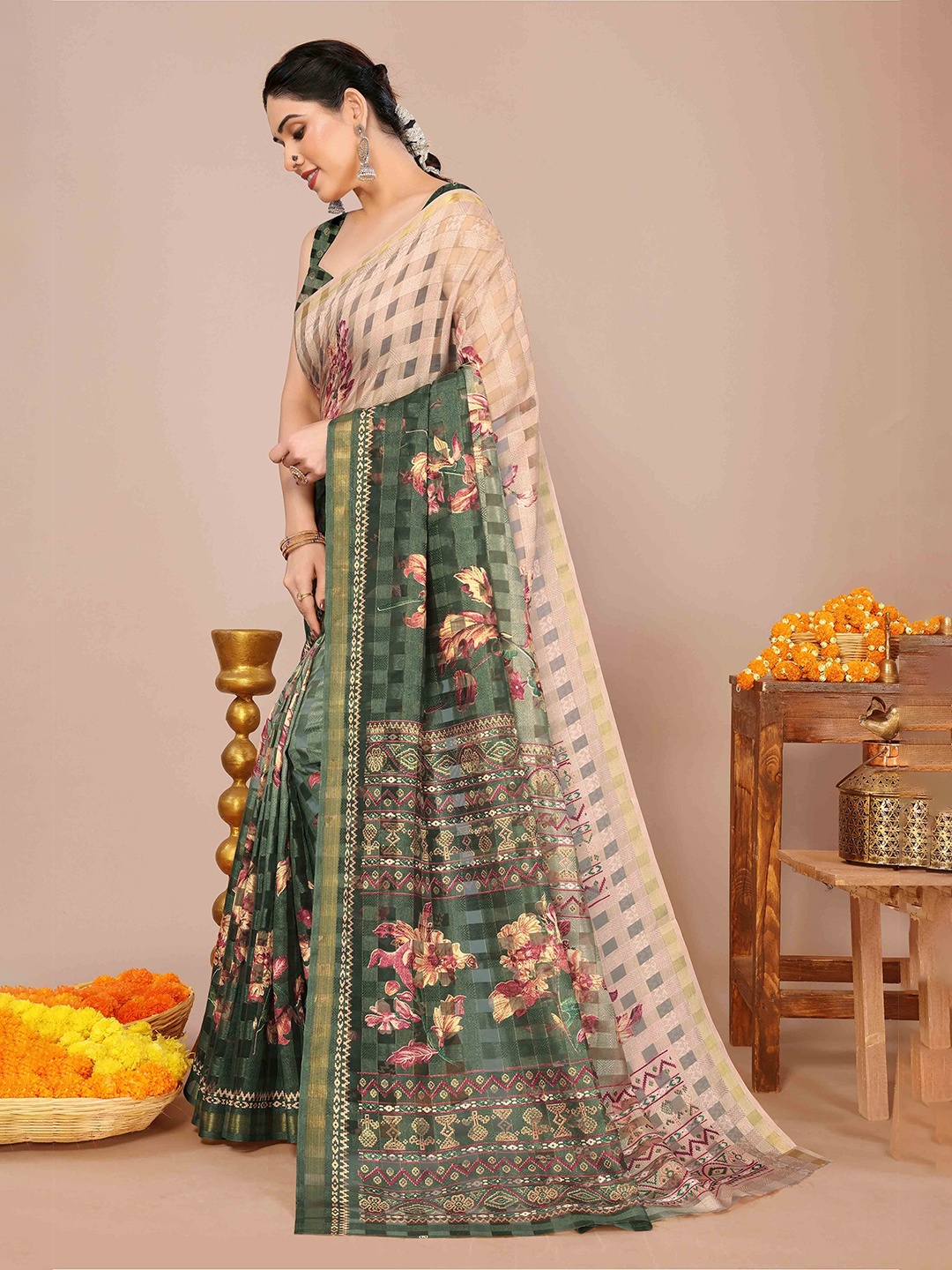 

KALINI Floral Saree, Green