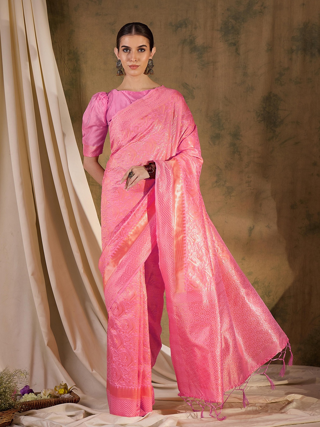 

Suha Woven Design Zardozi Art Silk Ready to Wear Banarasi Saree, Pink