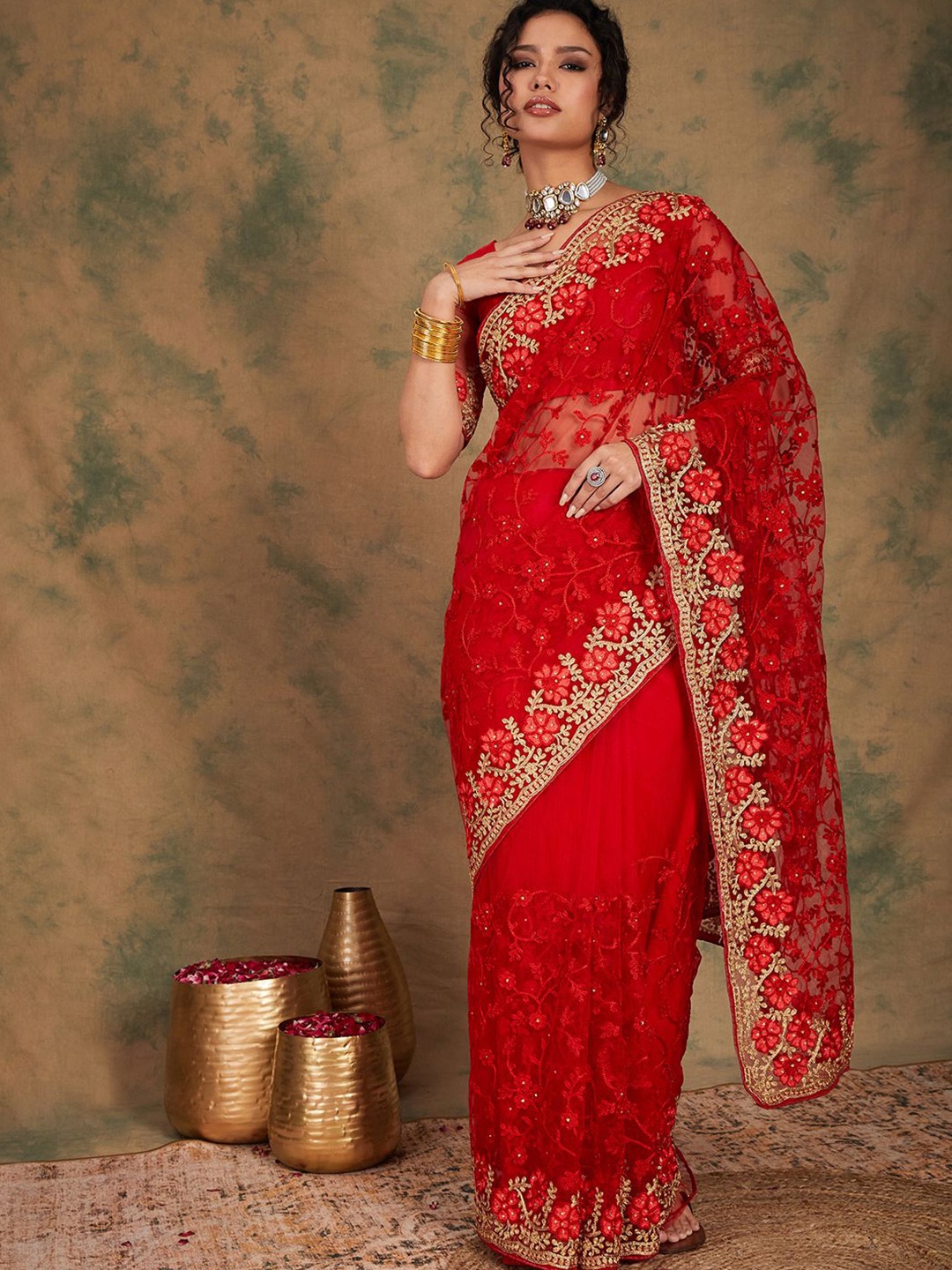 

Suha Floral Embroidered Supernet Saree, Red
