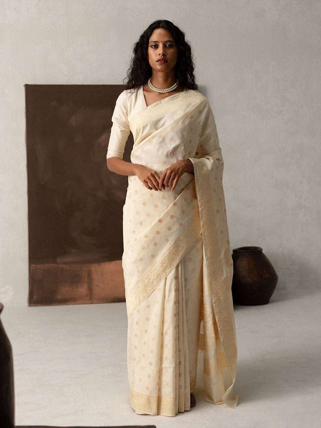 

KALINI Women Woven Design Zari Banarasi Saree With Blouse Piece, Cream