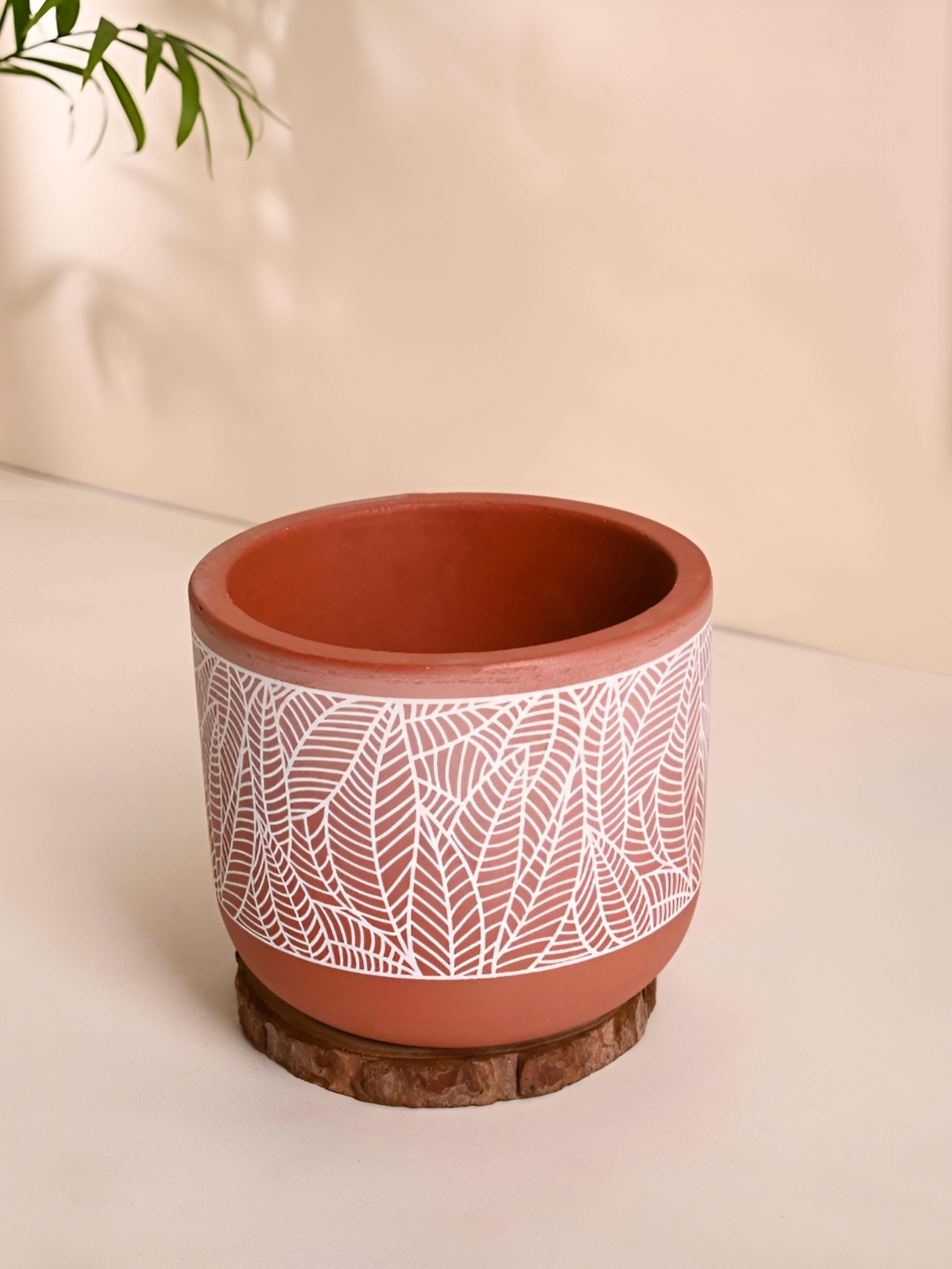 

Floweraura Brown & White Printed Teracotta Planter